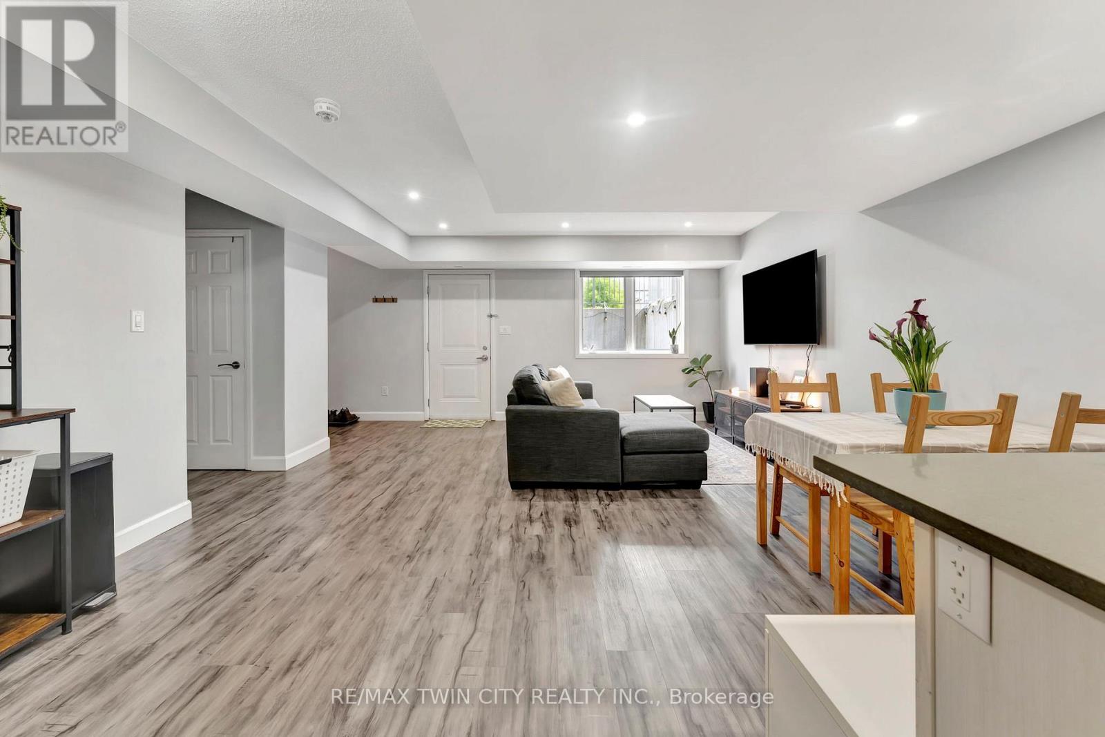 38 - 350 Fisher Mills Road, Cambridge, Ontario  N3C 0G8 - Photo 6 - X12281520