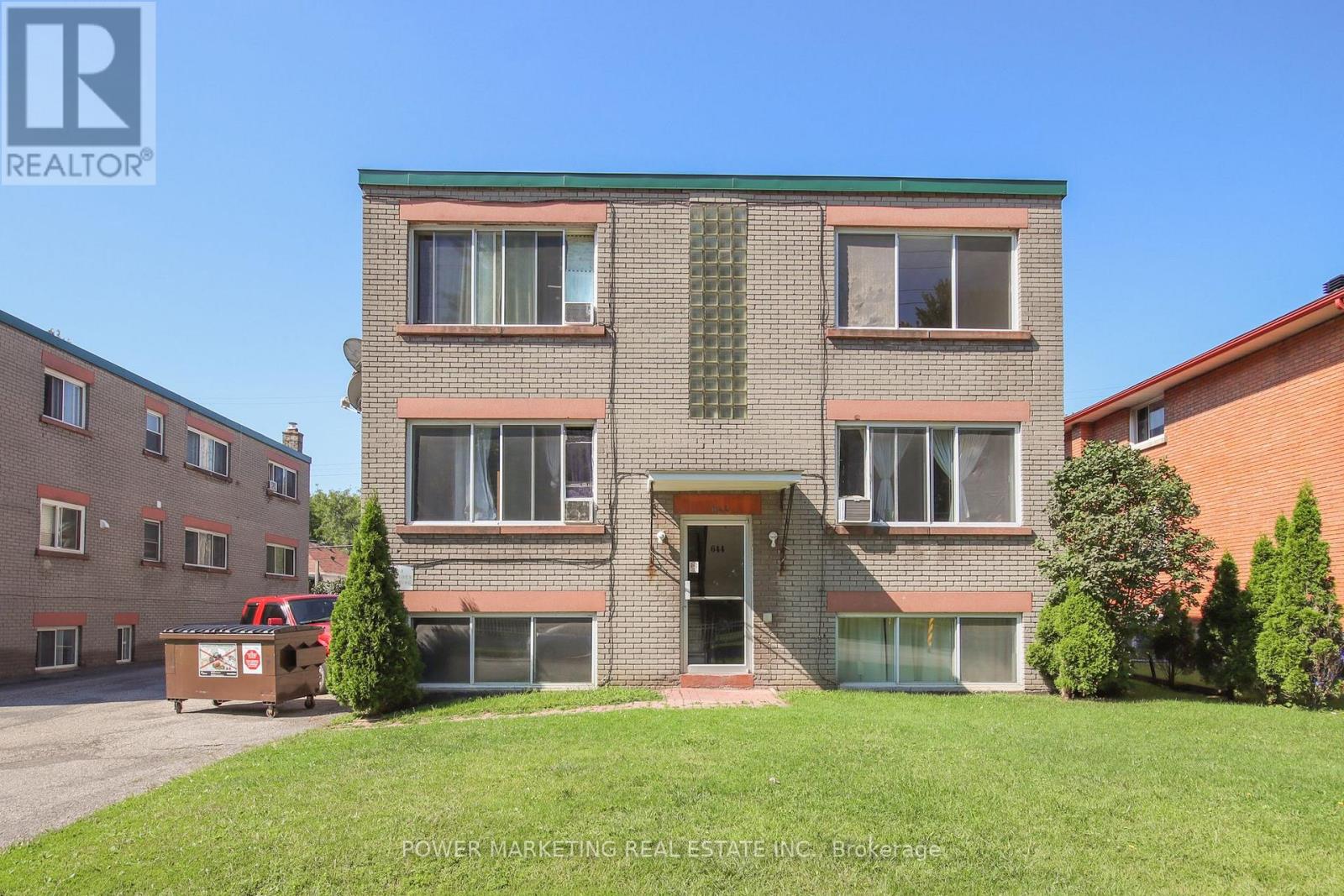 644-656 De L'eglise Street, Ottawa, Ontario  K1K 3K2 - Photo 6 - X12281545