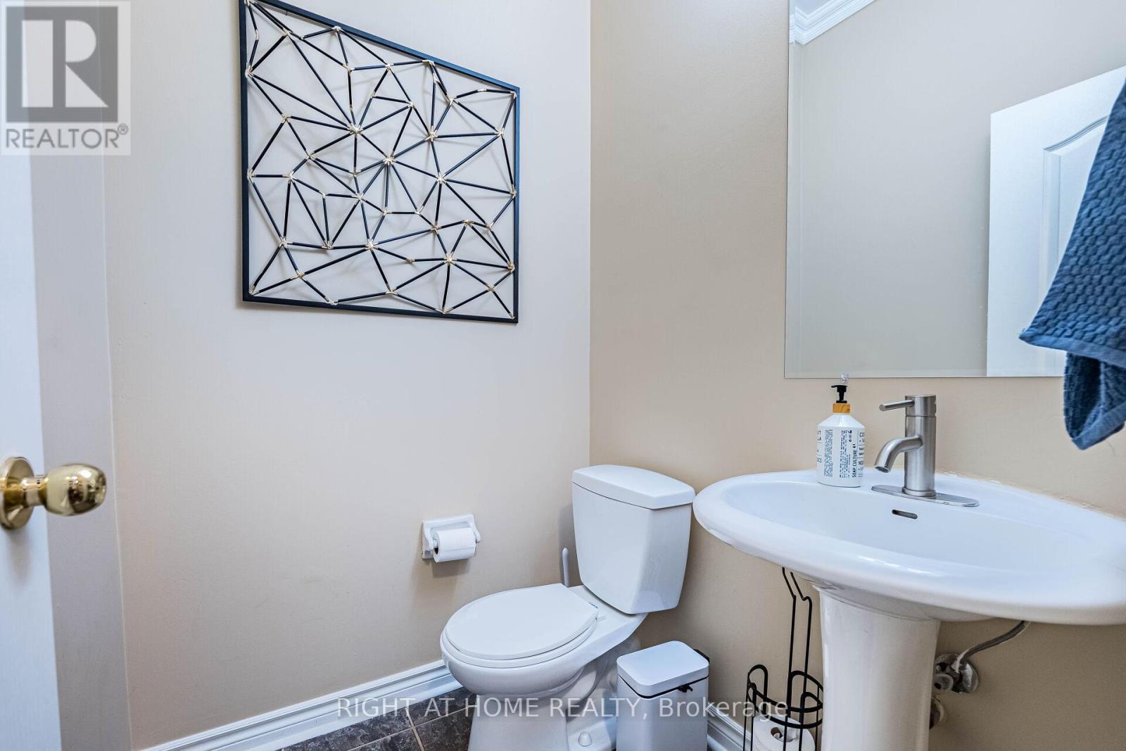 122 Spring Azure Crescent, Oakville, Ontario  L6L 6V8 - Photo 28 - W12272377