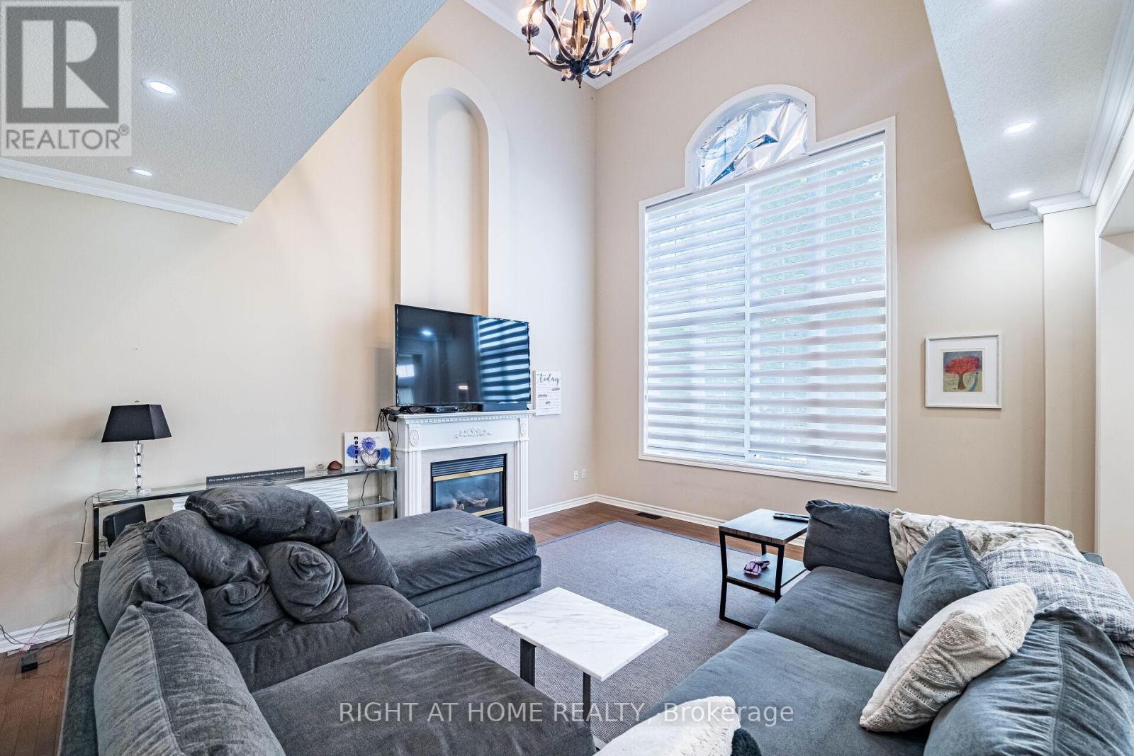 122 Spring Azure Crescent, Oakville, Ontario  L6L 6V8 - Photo 33 - W12272377