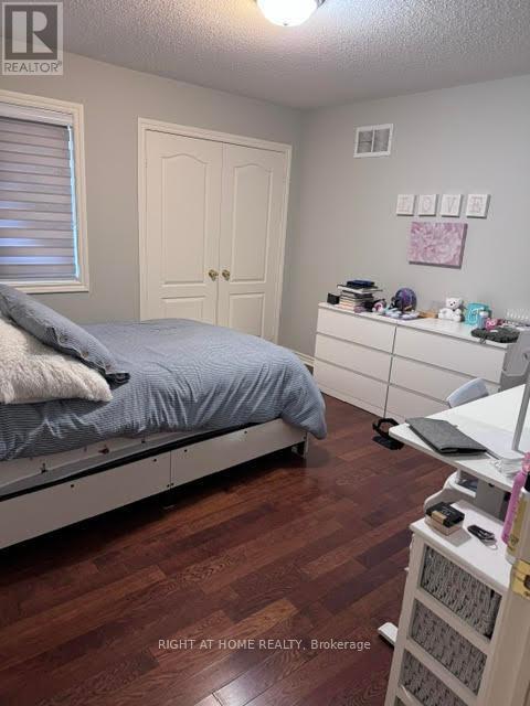 122 Spring Azure Crescent, Oakville, Ontario  L6L 6V8 - Photo 43 - W12272377