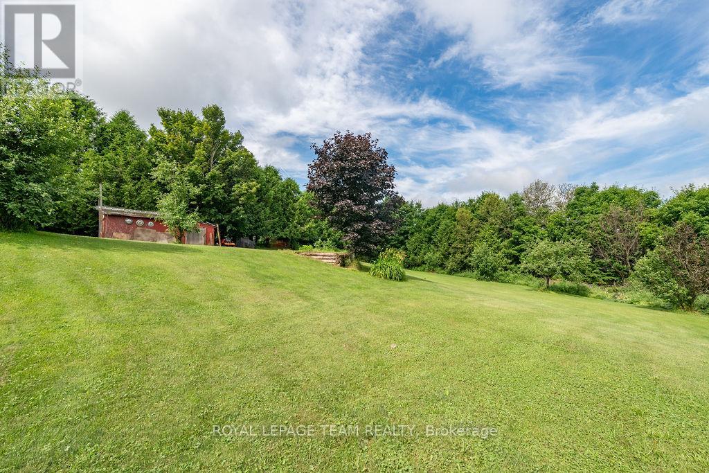 23 Algonquin Road, Bonnechere Valley, Ontario  K0J 1W0 - Photo 41 - X12281560