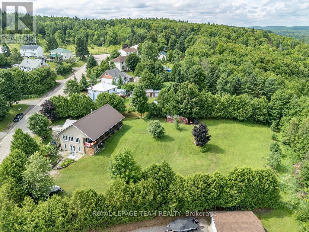 23 Algonquin Road, Bonnechere Valley, Ontario  K0J 1W0 - Photo 43 - X12281560