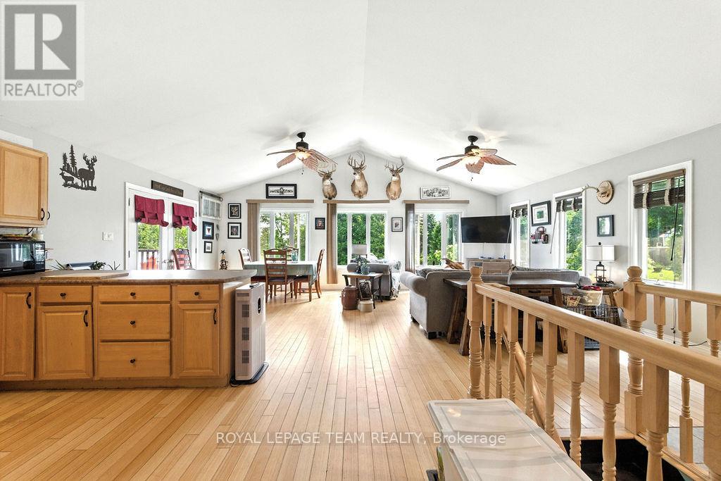 23 Algonquin Road, Bonnechere Valley, Ontario  K0J 1W0 - Photo 8 - X12281560