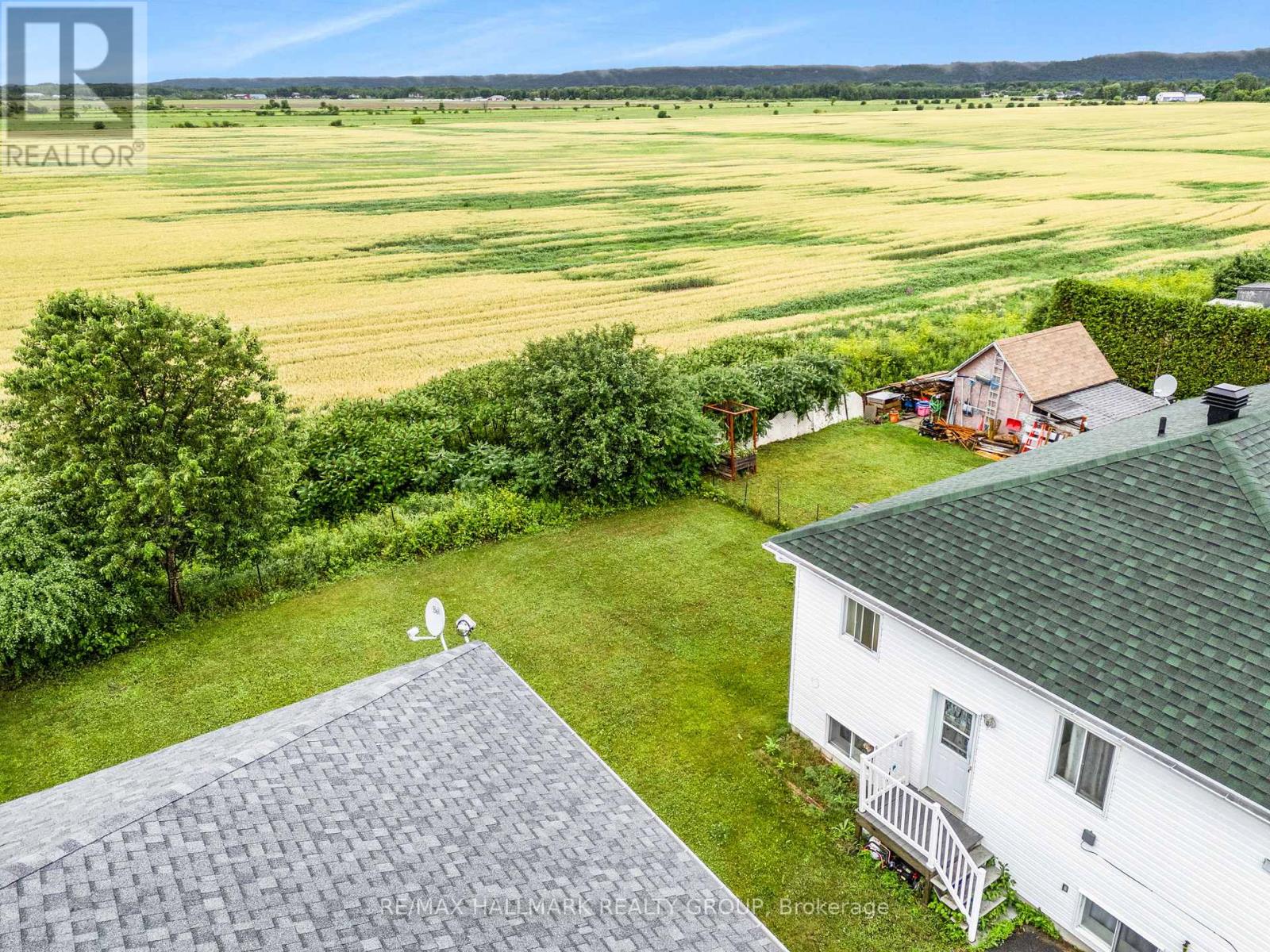 1013 Jacynthe Street, Hawkesbury, Ontario  K6A 3V9 - Photo 12 - X12281571