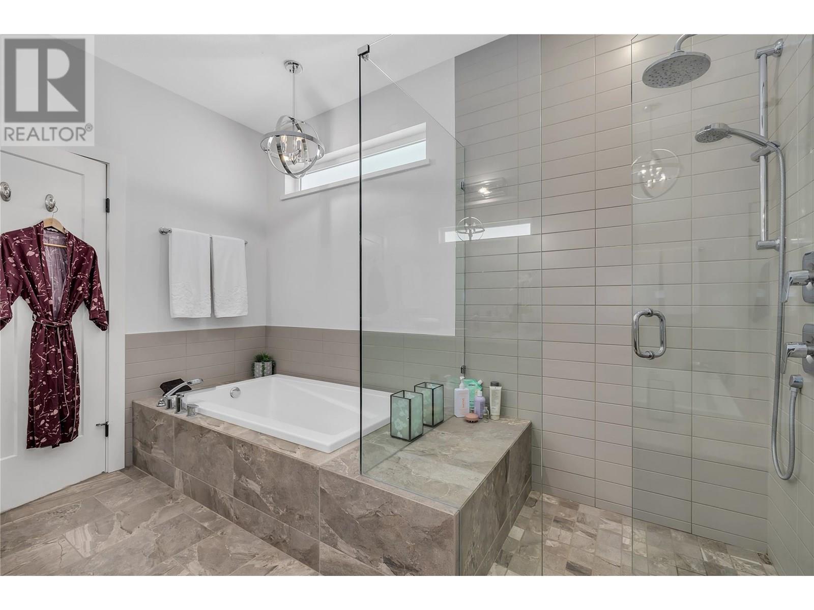 2558 Crown Crest Drive, West Kelowna, British Columbia  V4T 3M6 - Photo 24 - 10346701