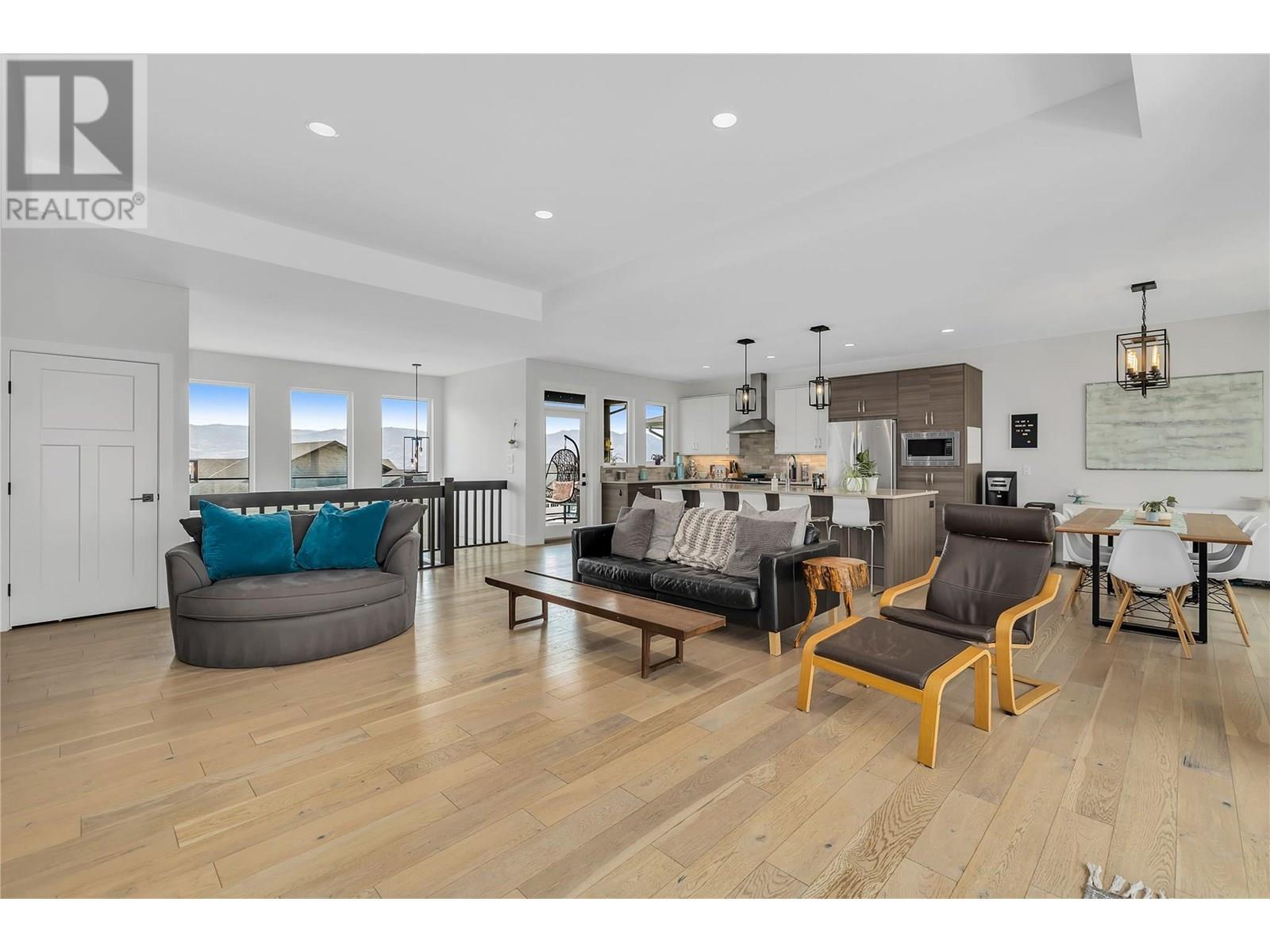 2558 Crown Crest Drive, West Kelowna, British Columbia  V4T 3M6 - Photo 8 - 10346701