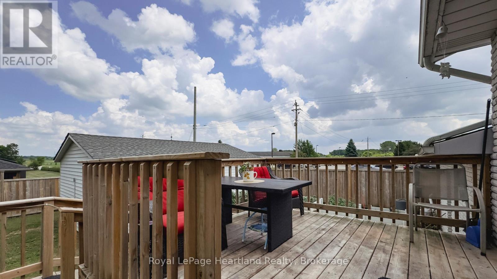 1 Alexander Street, Huron East (Seaforth), Ontario  N0K 1W0 - Photo 15 - X12281577