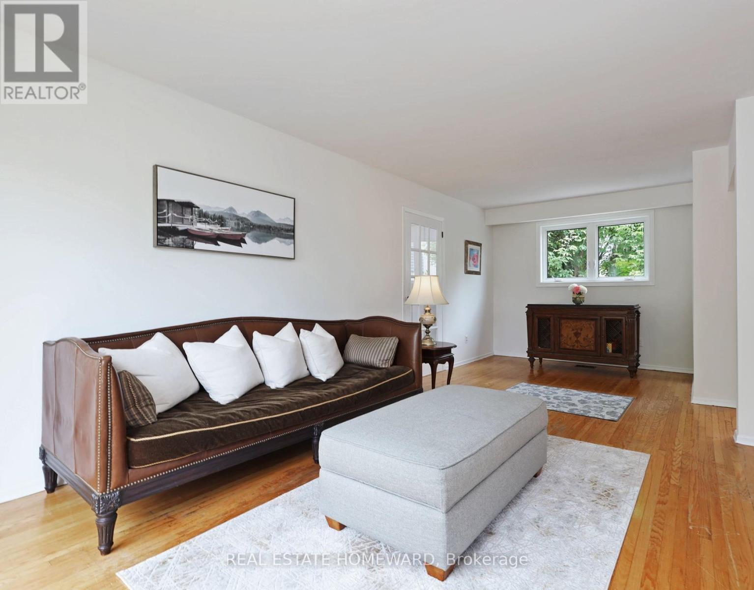 Property at 51 PRINCE PHILIP BOULEVARD image 5
