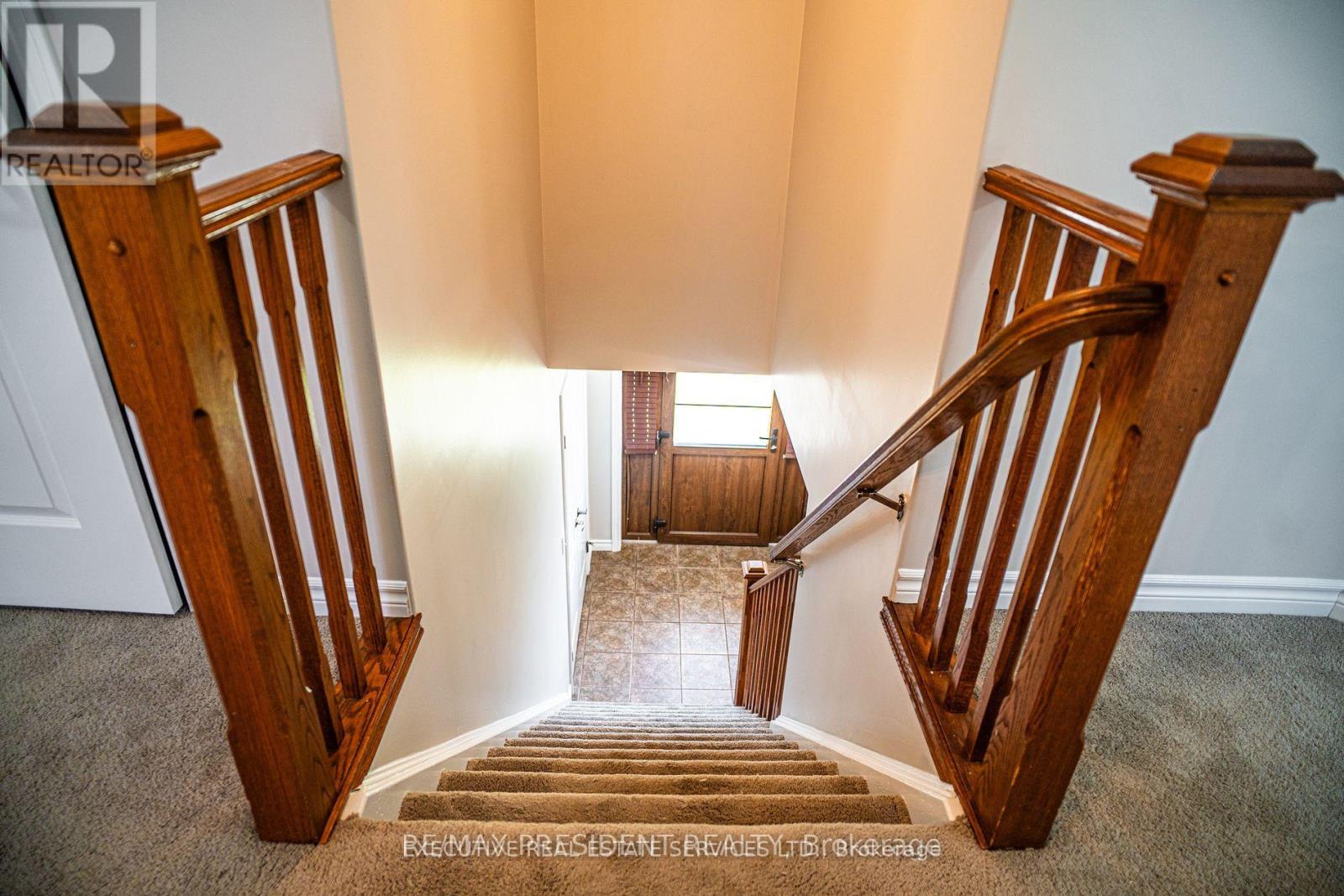 700 Spitfire Street, Woodstock (Woodstock - North), Ontario  N4T 0B1 - Photo 11 - X12281580