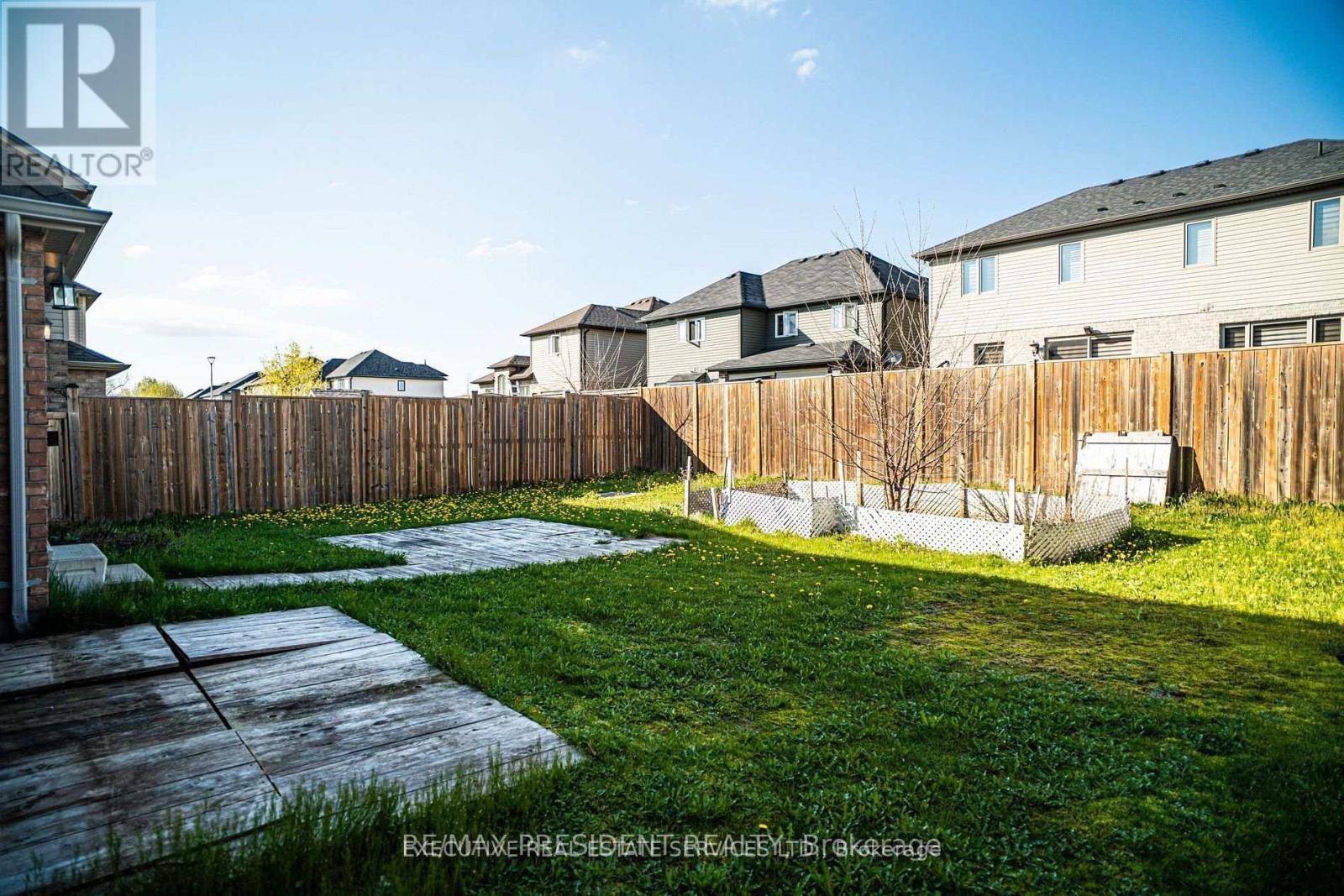 700 Spitfire Street, Woodstock (Woodstock - North), Ontario  N4T 0B1 - Photo 24 - X12281580