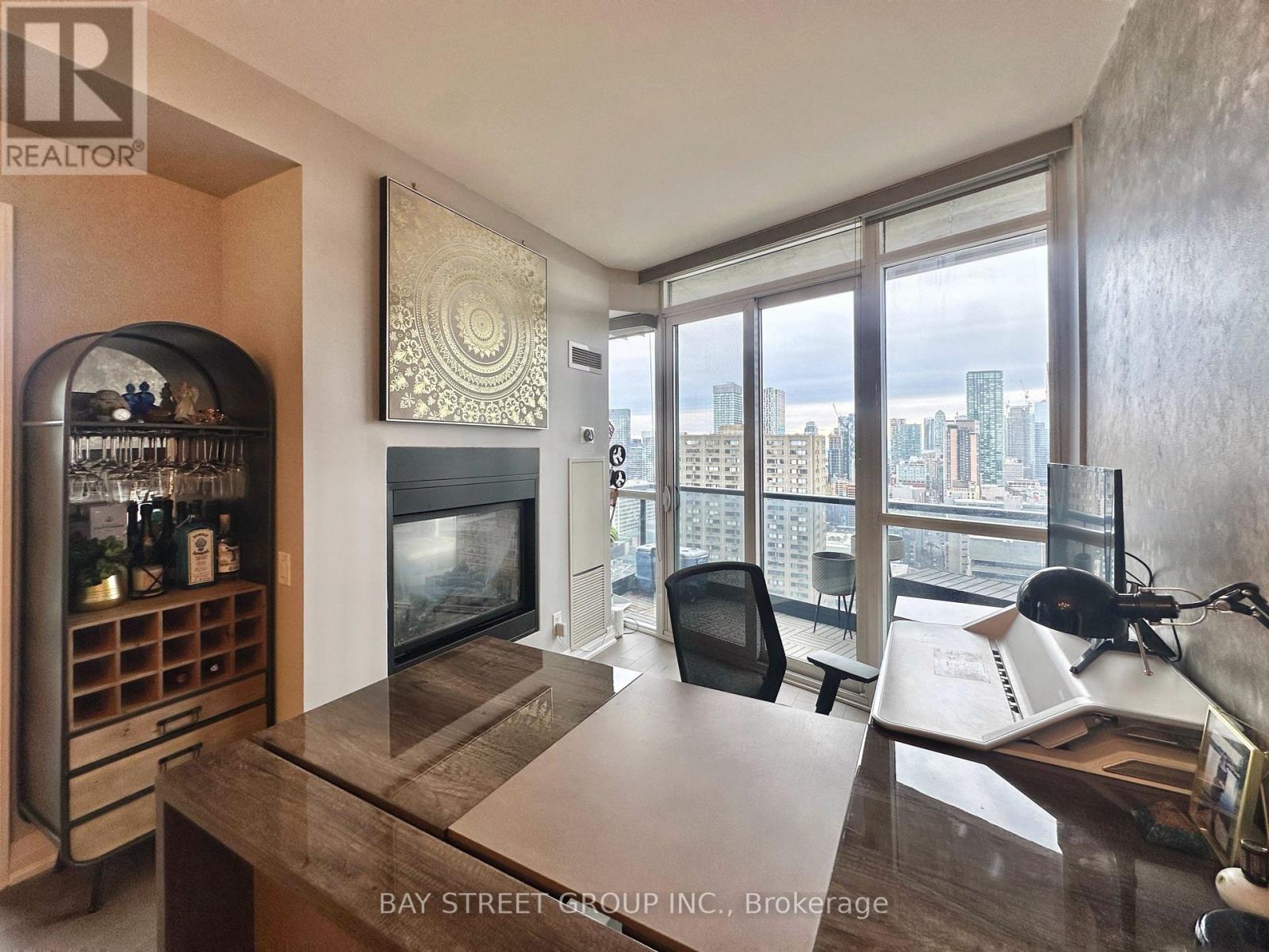 3101 - 25 Carlton Street, Toronto (Church-Yonge Corridor), Ontario  M5B 1L4 - Photo 16 - C12281592