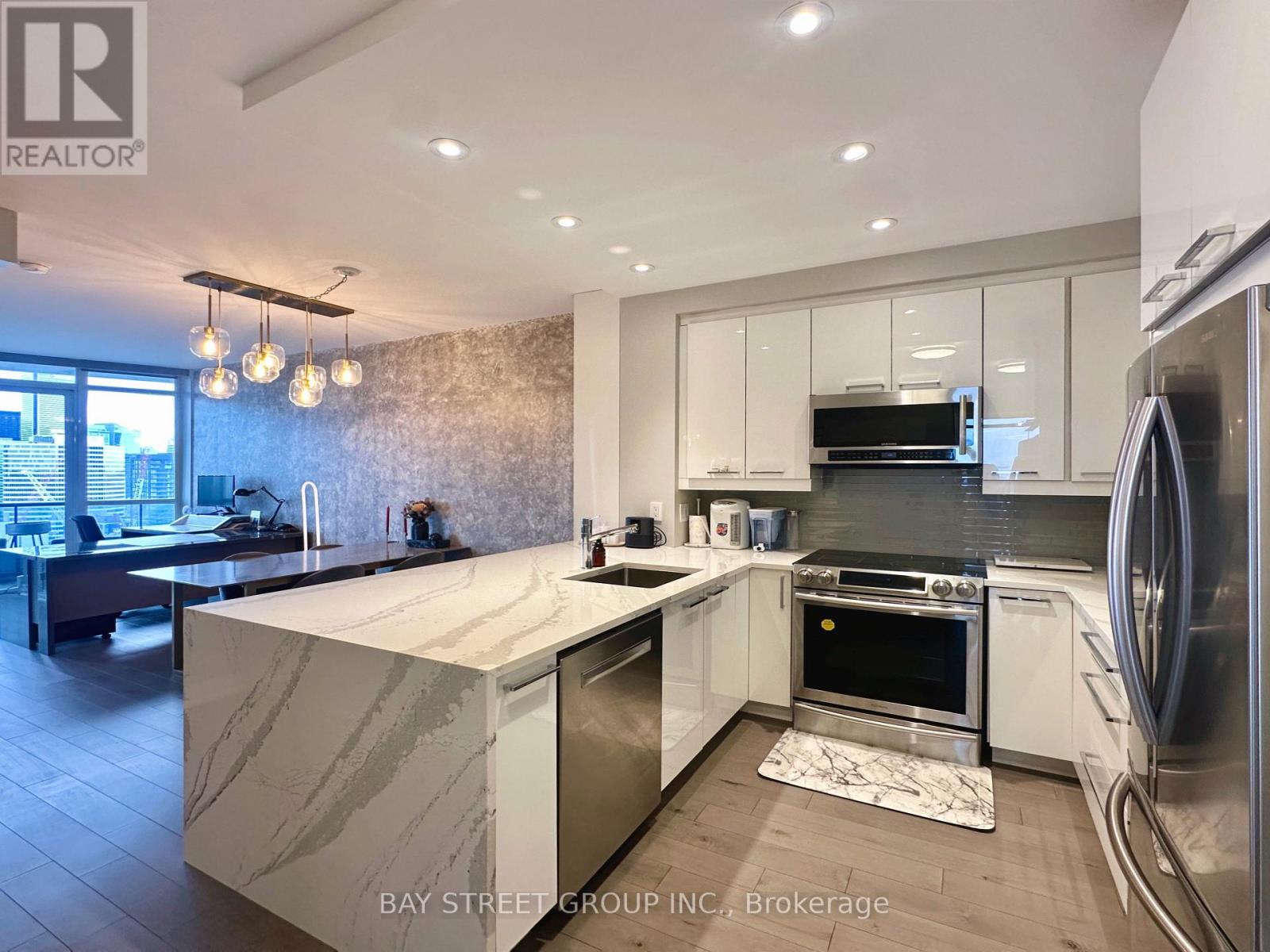 3101 - 25 Carlton Street, Toronto (Church-Yonge Corridor), Ontario  M5B 1L4 - Photo 8 - C12281592