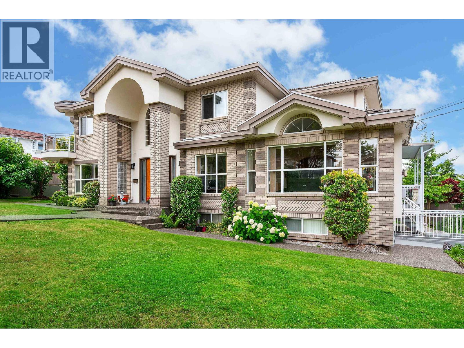 6297 BRANTFORD AVENUE, burnaby, British Columbia V5E2R8