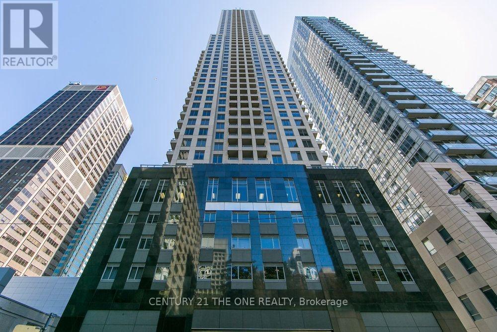 1708 - 35 BALMUTO STREET, Toronto, Ontario