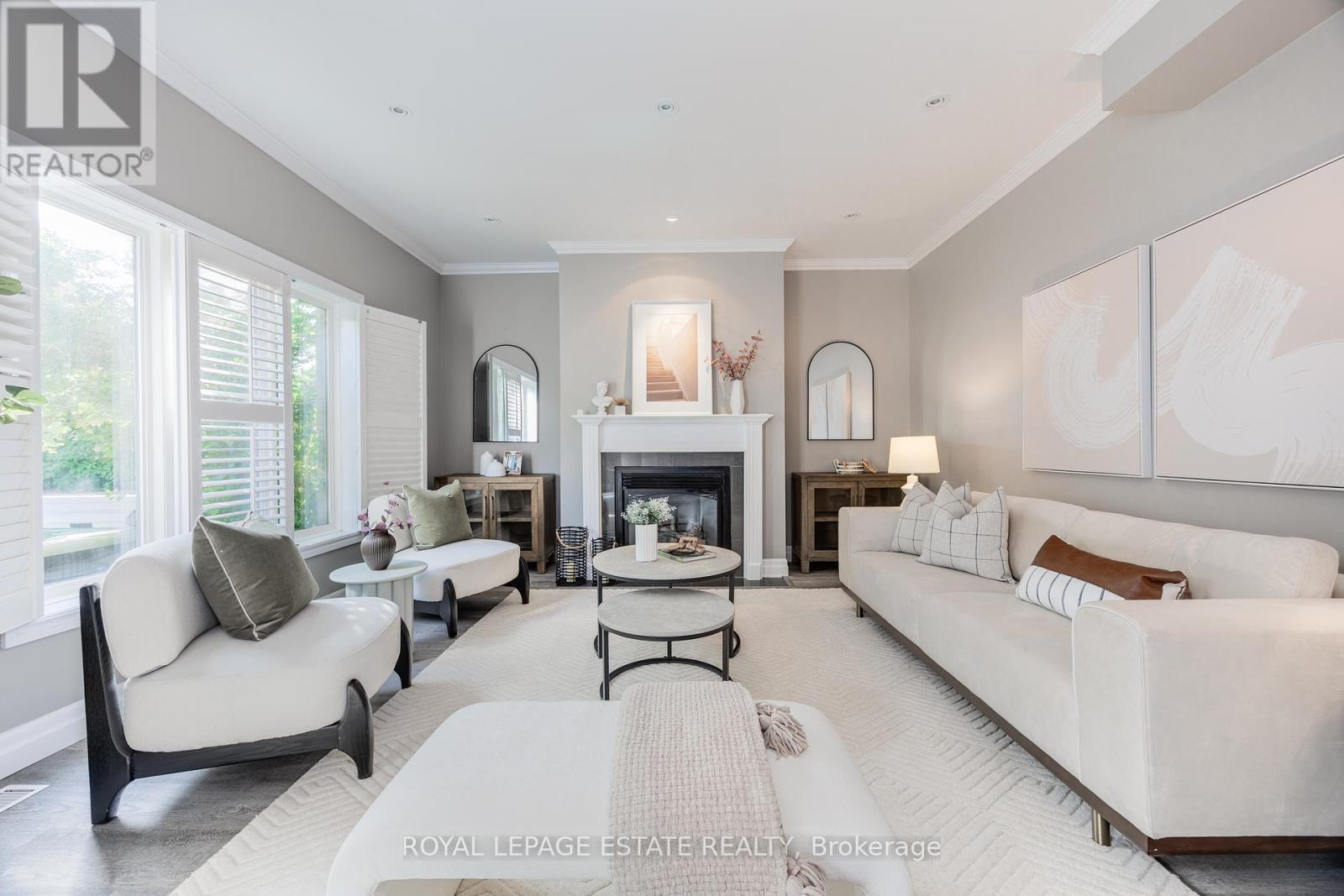 Property at 2124 BROOKHAVEN CRESCENT image 3