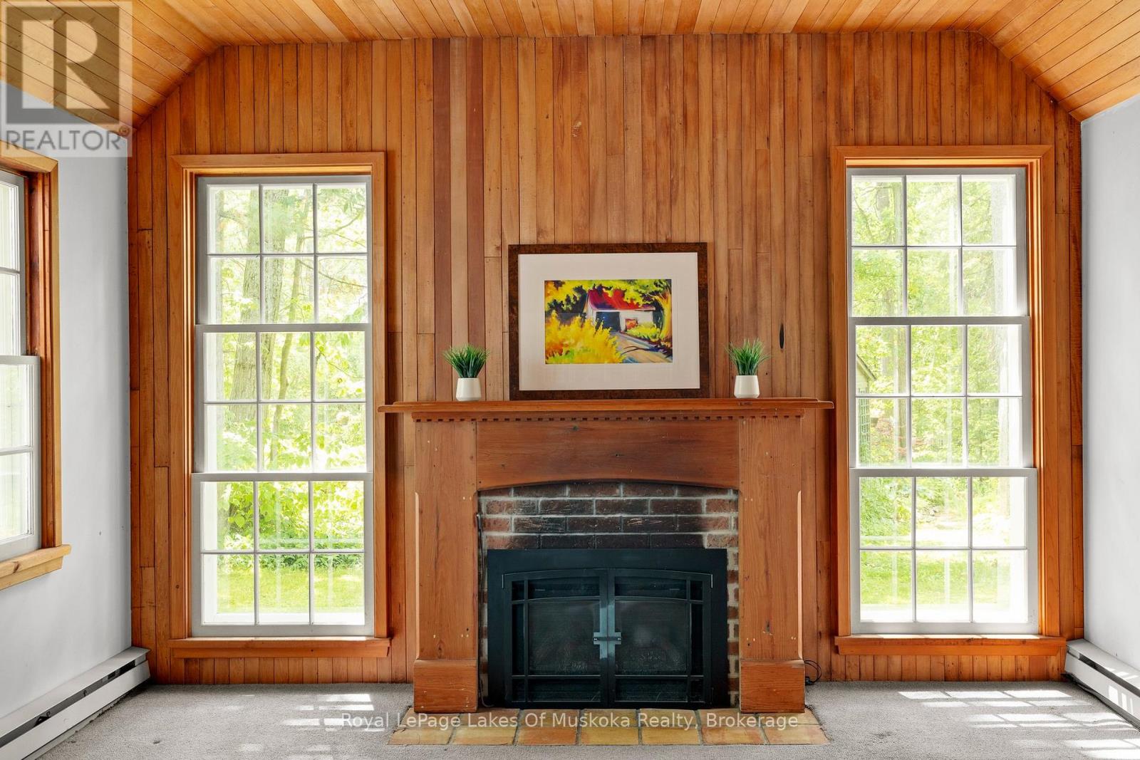 23 First Street, Kawartha Lakes, Ontario  K0M 1N0 - Photo 12 - X12275353