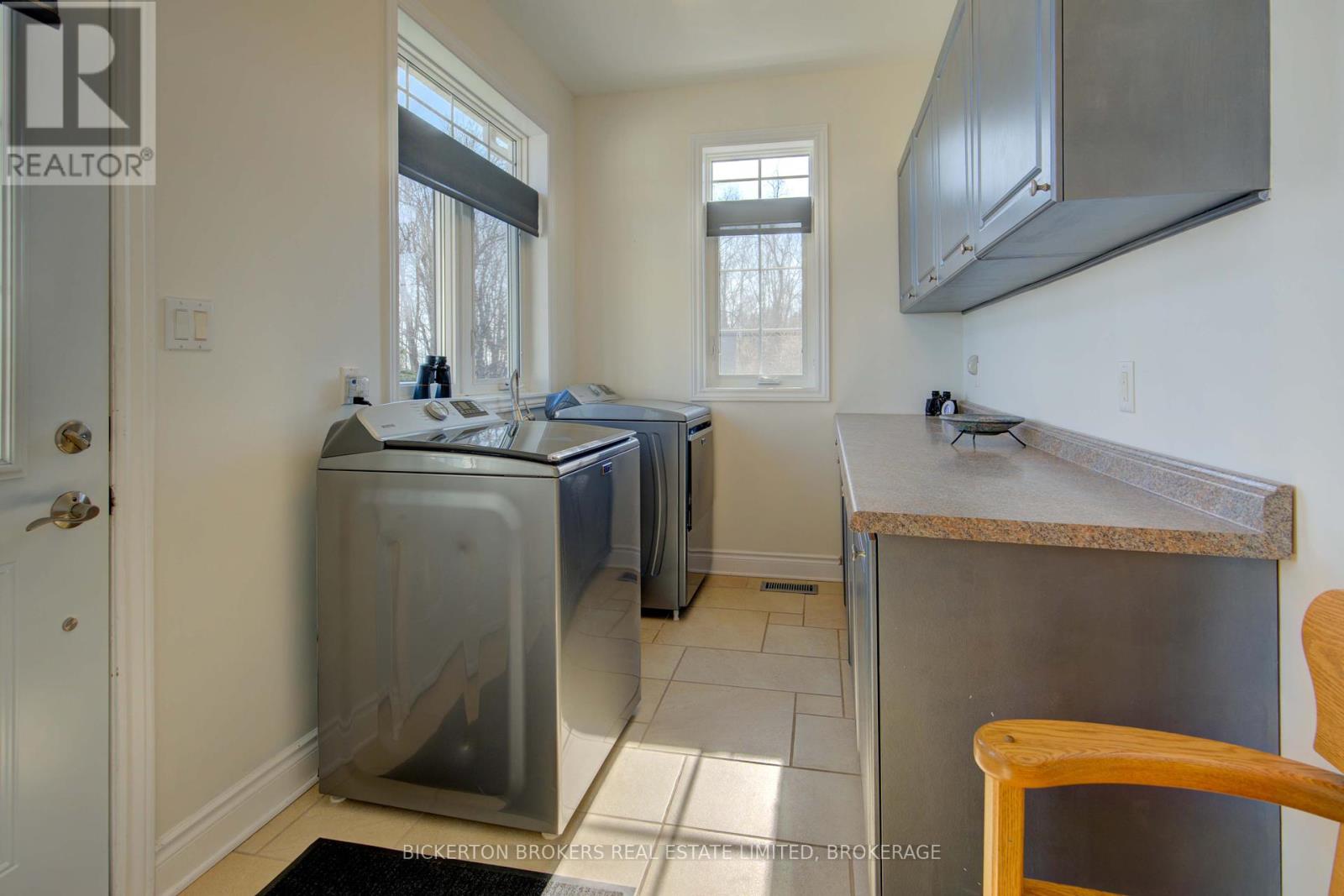 255 Good Friend Drive, Frontenac Islands, Ontario  K7G 2V6 - Photo 19 - X12281666
