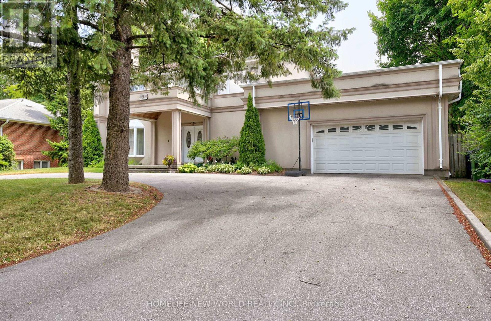 7 Sulgrave Crescent, Toronto, Ontario  M2L 1W5 - Photo 2 - C12281658