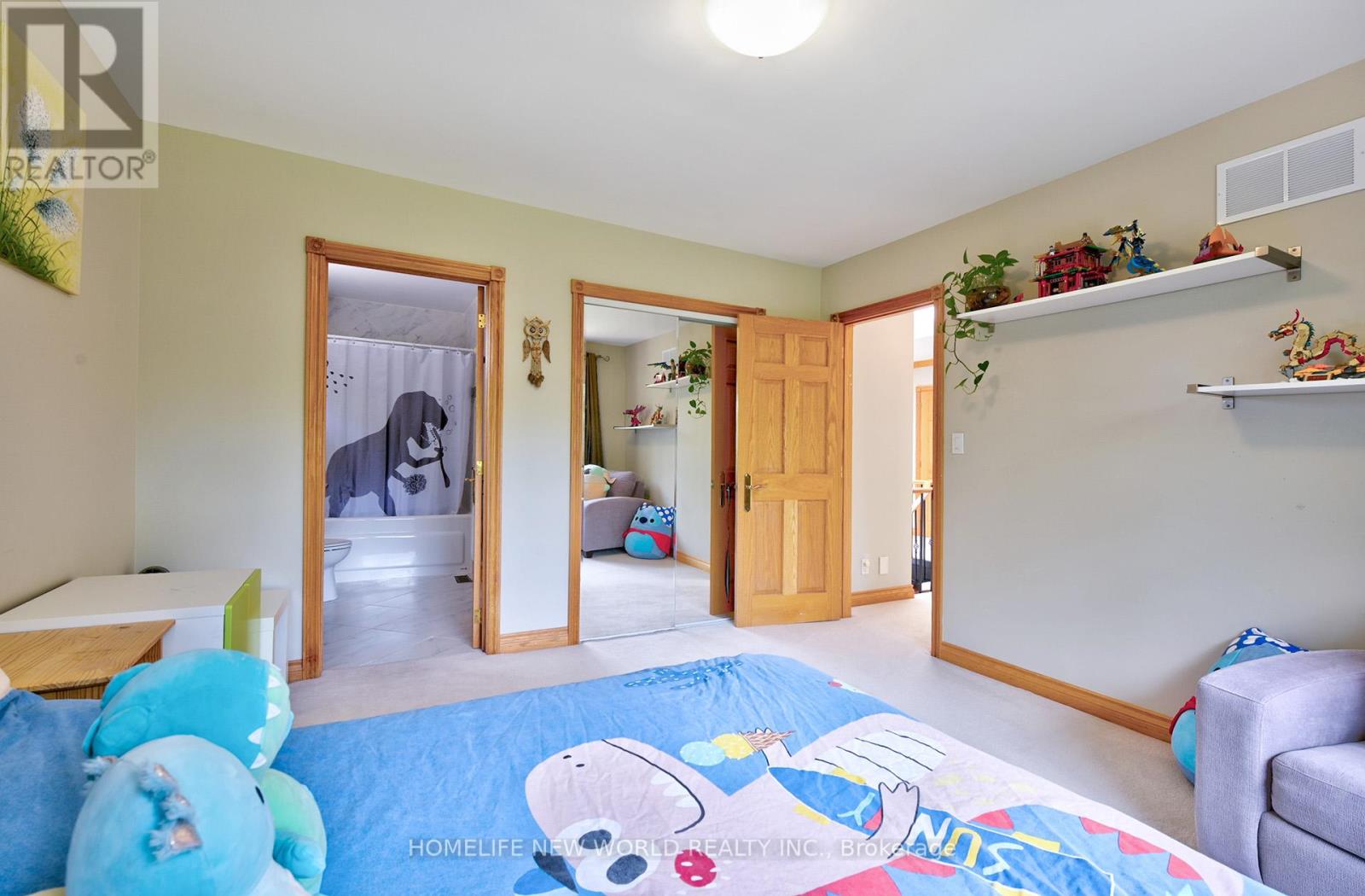 7 Sulgrave Crescent, Toronto, Ontario  M2L 1W5 - Photo 32 - C12281658