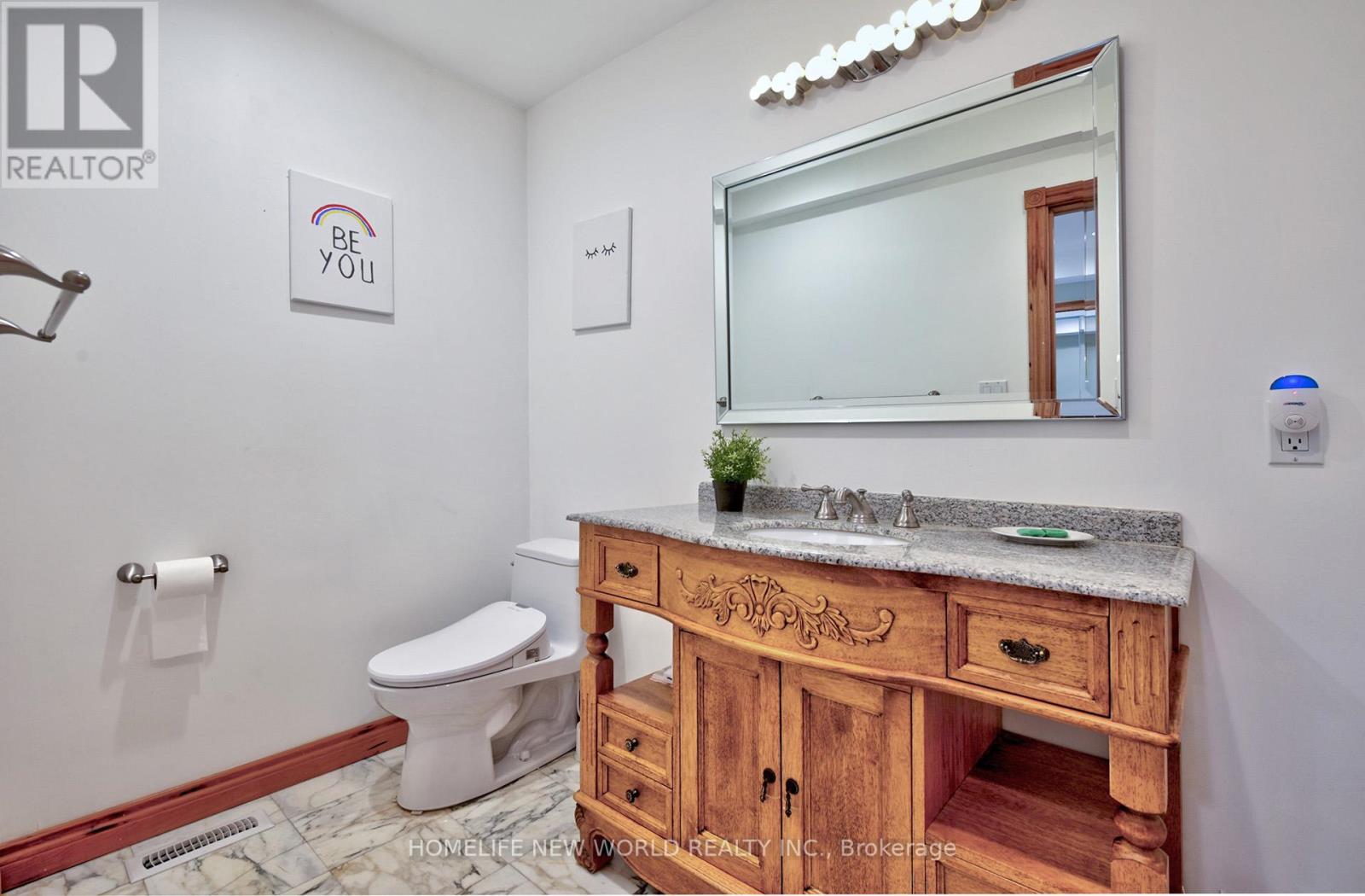 7 Sulgrave Crescent, Toronto, Ontario  M2L 1W5 - Photo 5 - C12281658