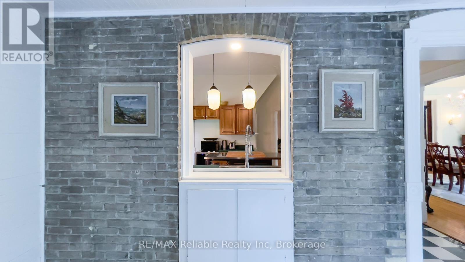 32 Bayfield Terrace, Bluewater, Ontario  N0M 1G0 - Photo 10 - X12279041
