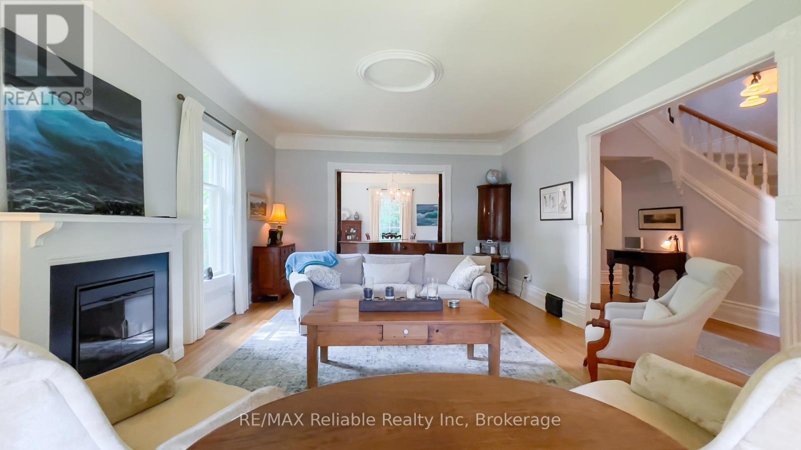 32 Bayfield Terrace, Bluewater, Ontario  N0M 1G0 - Photo 19 - X12279041