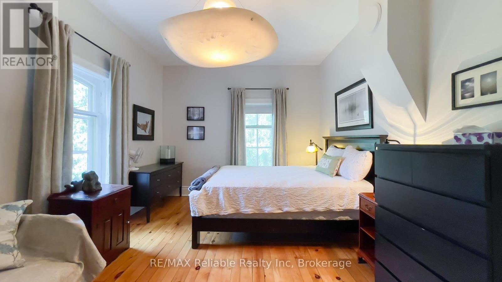 32 Bayfield Terrace, Bluewater, Ontario  N0M 1G0 - Photo 38 - X12279041