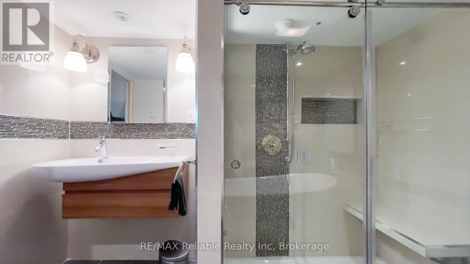 32 Bayfield Terrace, Bluewater, Ontario  N0M 1G0 - Photo 44 - X12279041