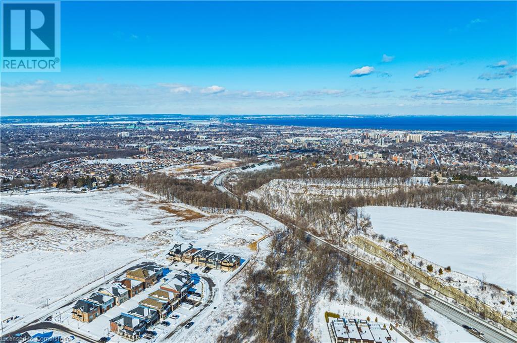 Property at 35 MIDHURST Heights Unit# 26 image 2
