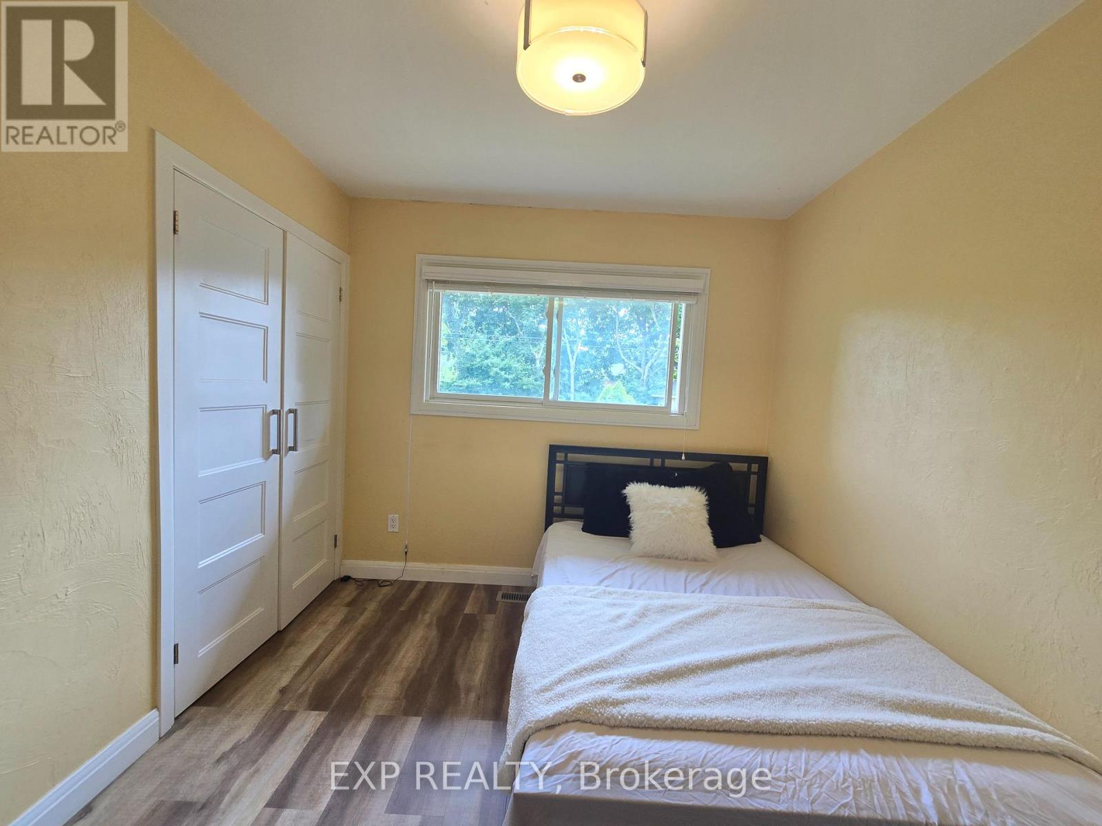 138 Mark Street, London East, Ontario  N5V 2G9 - Photo 13 - X12281678