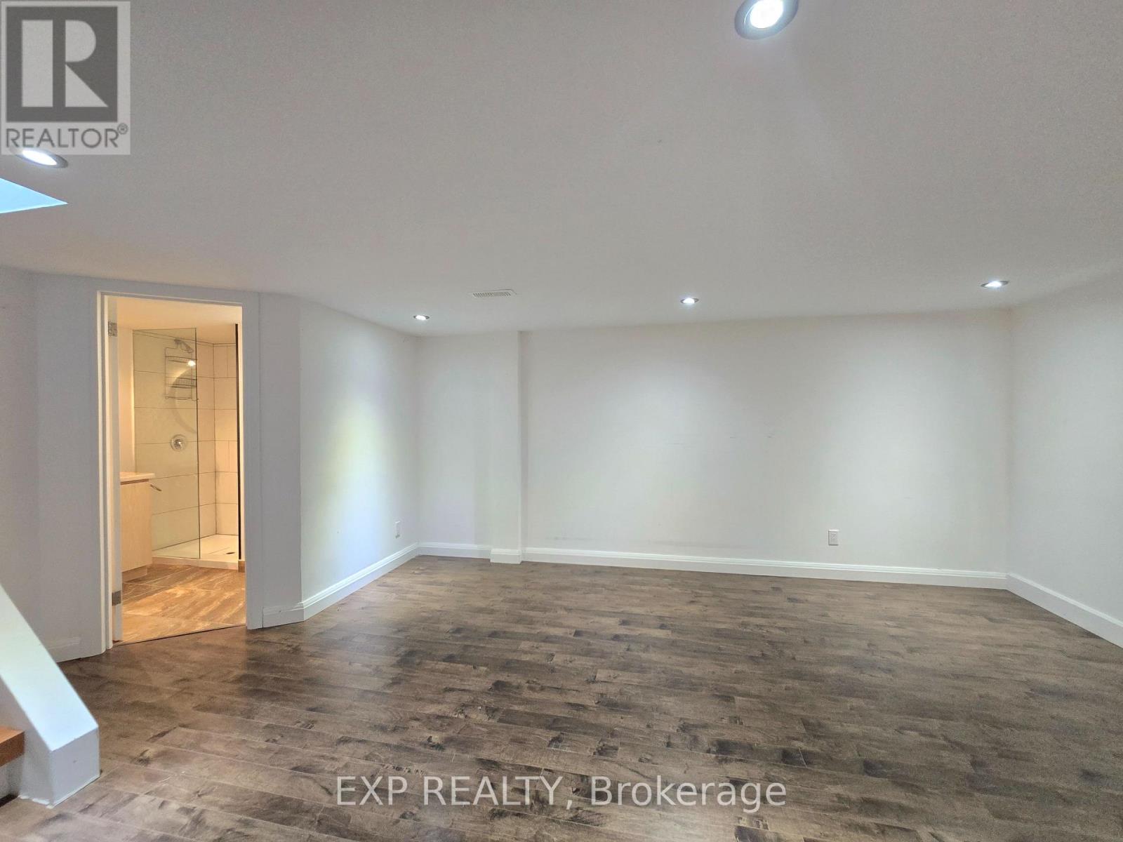 138 Mark Street, London East, Ontario  N5V 2G9 - Photo 21 - X12281678