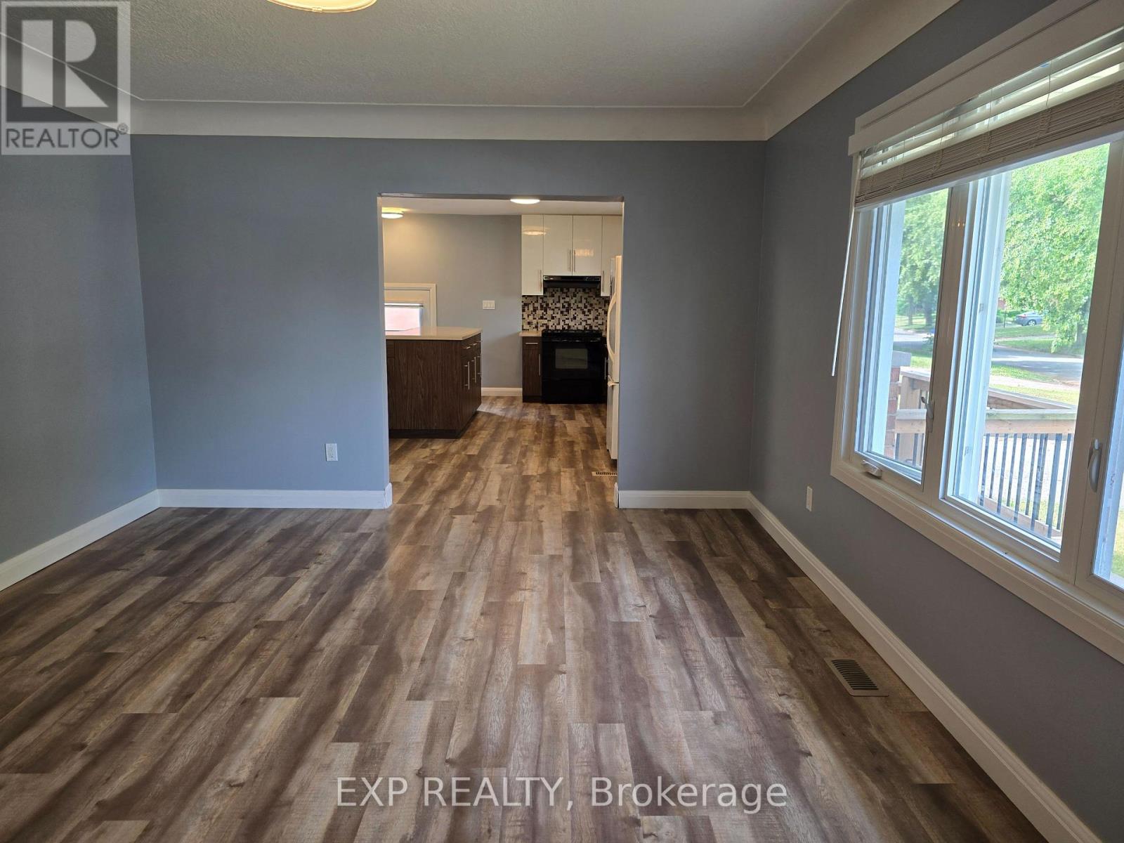 138 Mark Street, London East, Ontario  N5V 2G9 - Photo 6 - X12281678