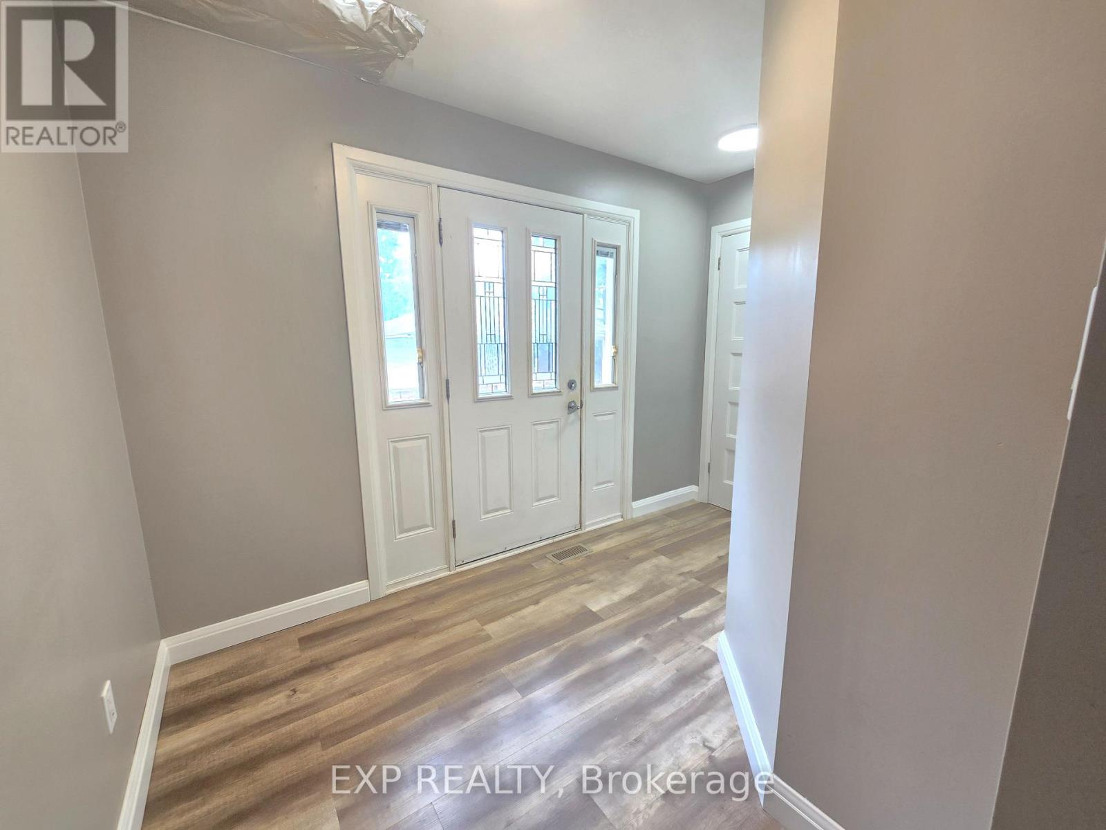 138 Mark Street, London East, Ontario  N5V 2G9 - Photo 9 - X12281678