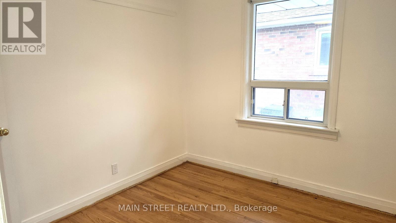 37 Fairlin Drive, Toronto, Ontario  M9B 4J4 - Photo 16 - W12281688