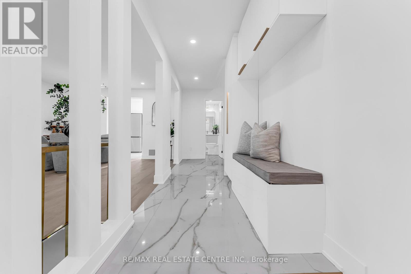 Property at 35 MUNFORD CRESCENT image 4
