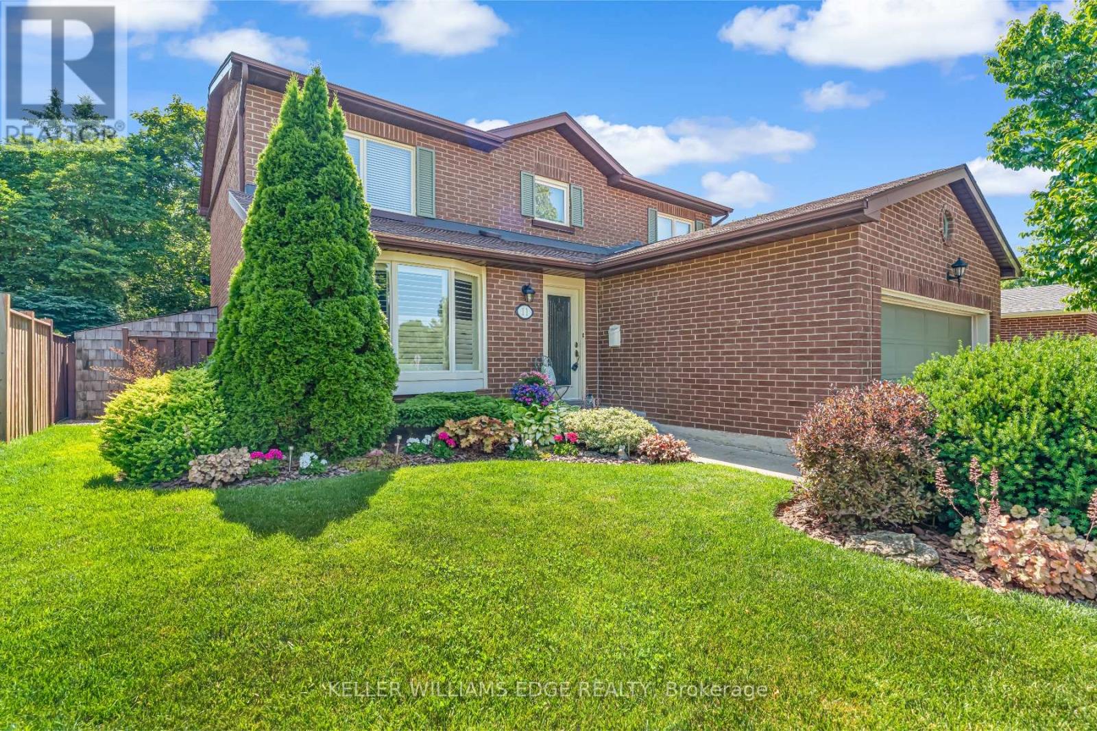 Property at 11 RILEY STREET image 1