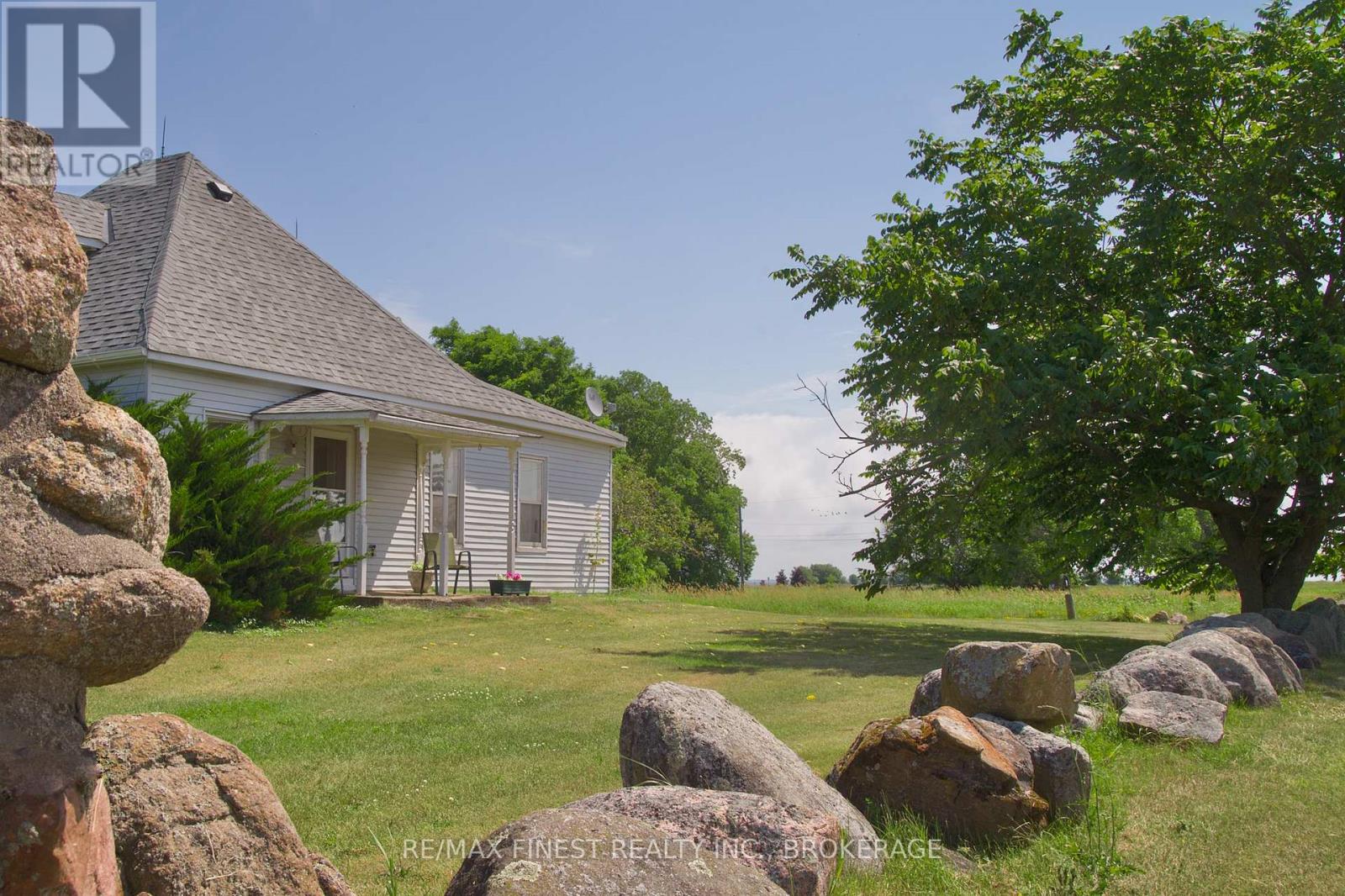 10 Front Road, Frontenac Islands, Ontario  K0H 2S0 - Photo 30 - X12272540