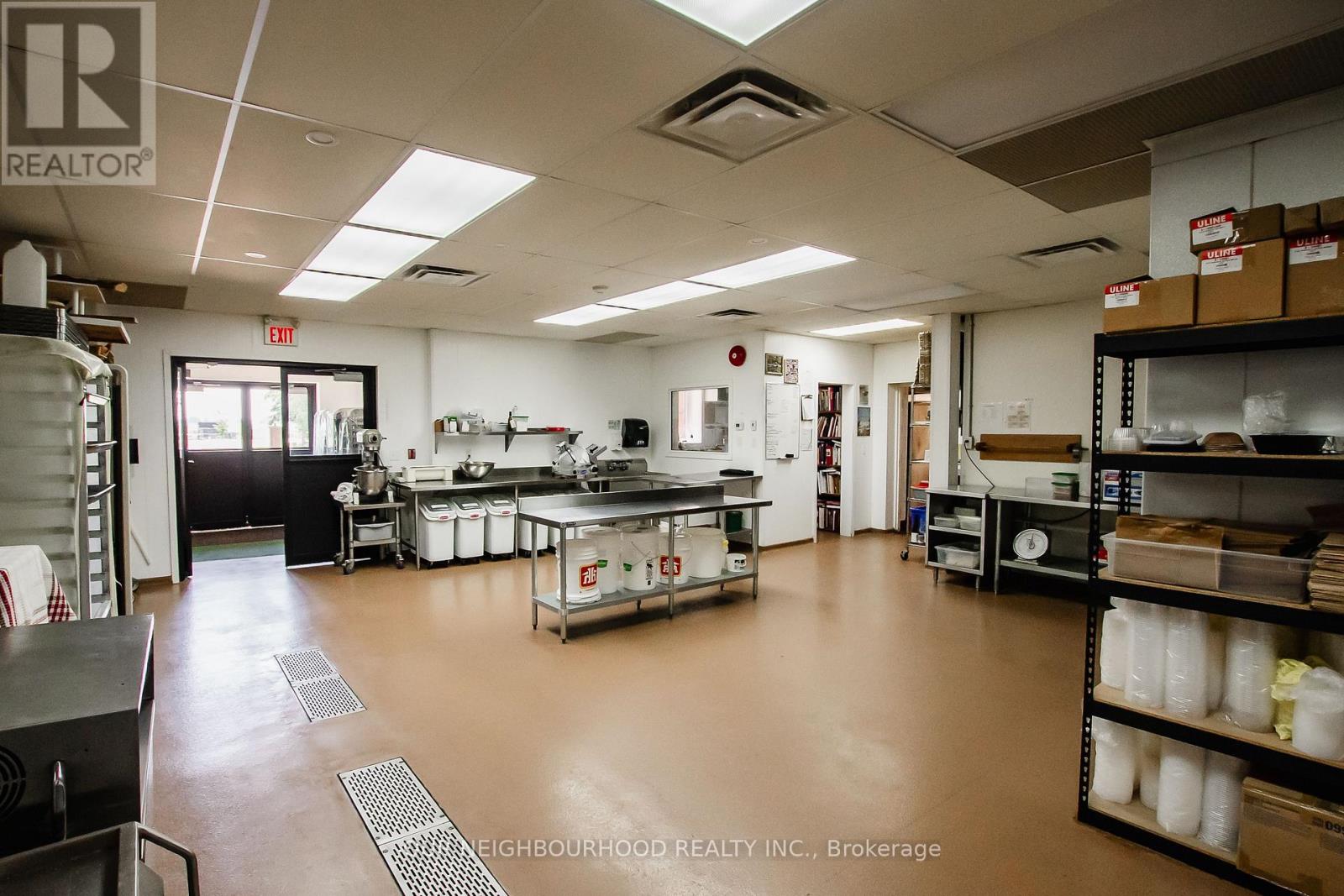 72981 Bluewater Highway 21 Highway, Bluewater (Zurich), Ontario  N0M 2T0 - Photo 49 - X12276379