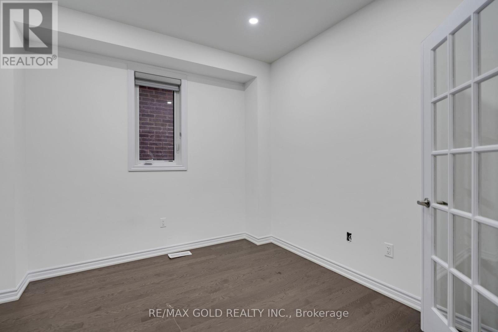 12 Vincena Road, Caledon, Ontario  L7C 1Z9 - Photo 12 - W12281761