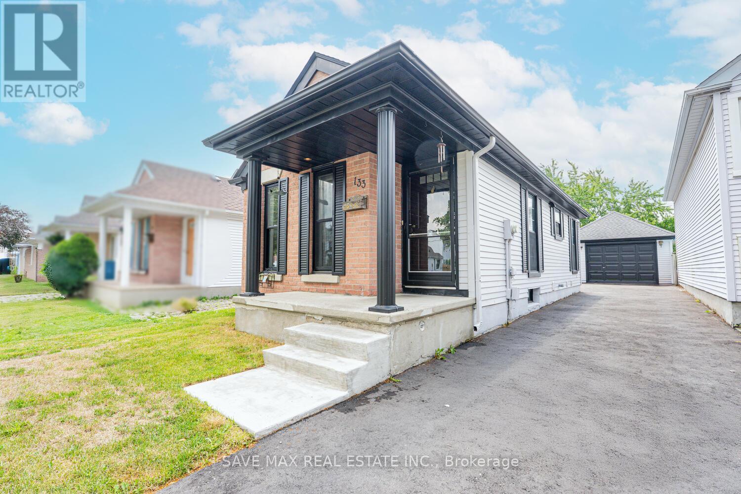 Property at 133 WAKE ROBIN DRIVE image 1