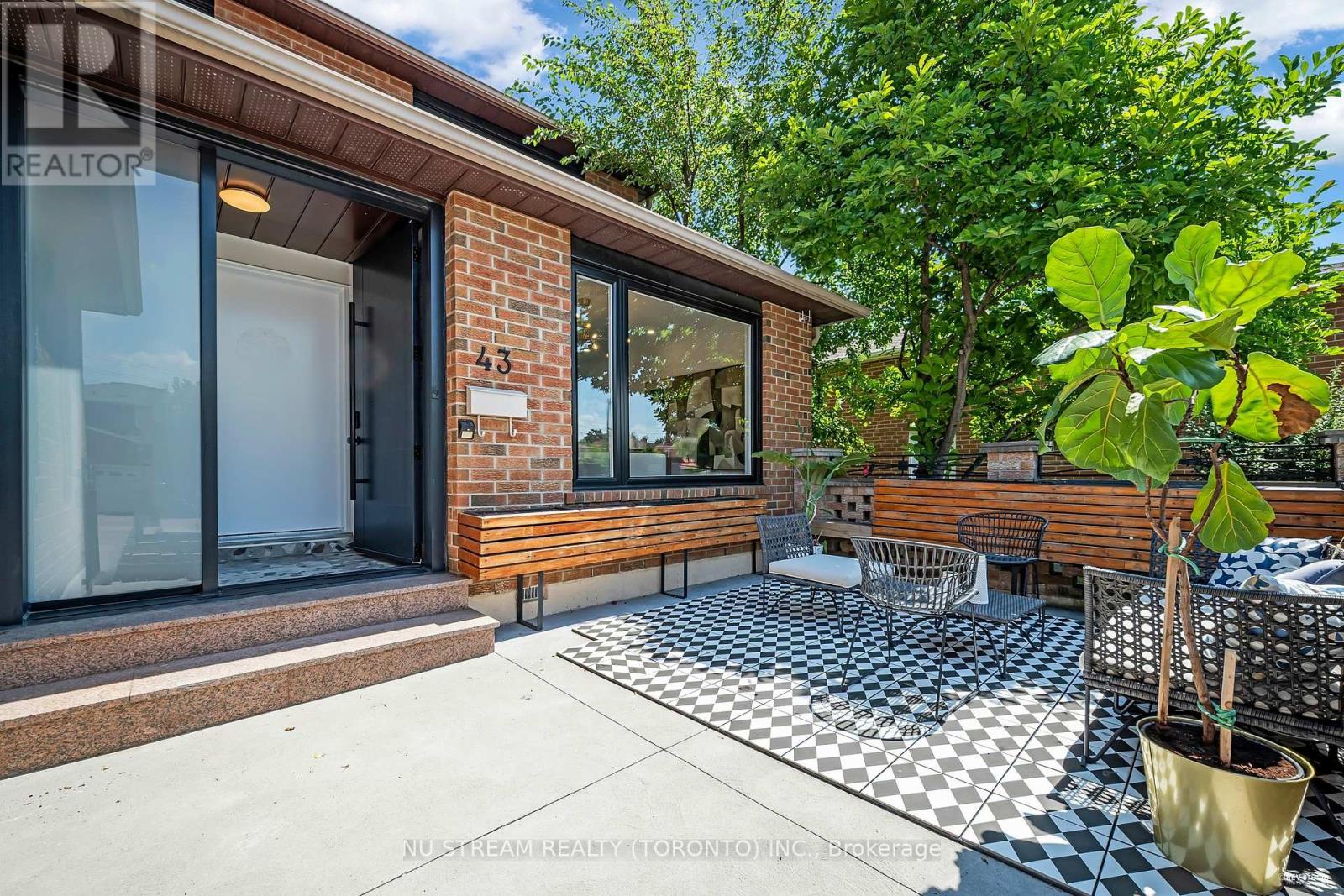 Property at 43 BRANDY CRESCENT image 4