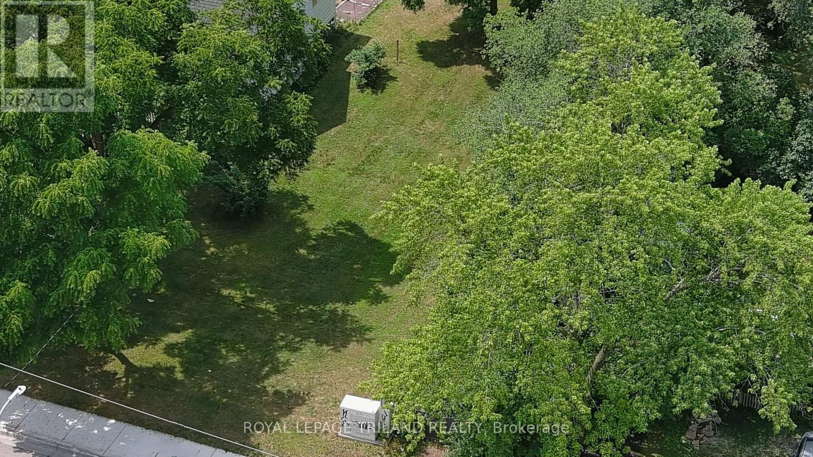 385 Kenmore Place, London East, Ontario  N5Y 1V3 - Photo 16 - X12281287