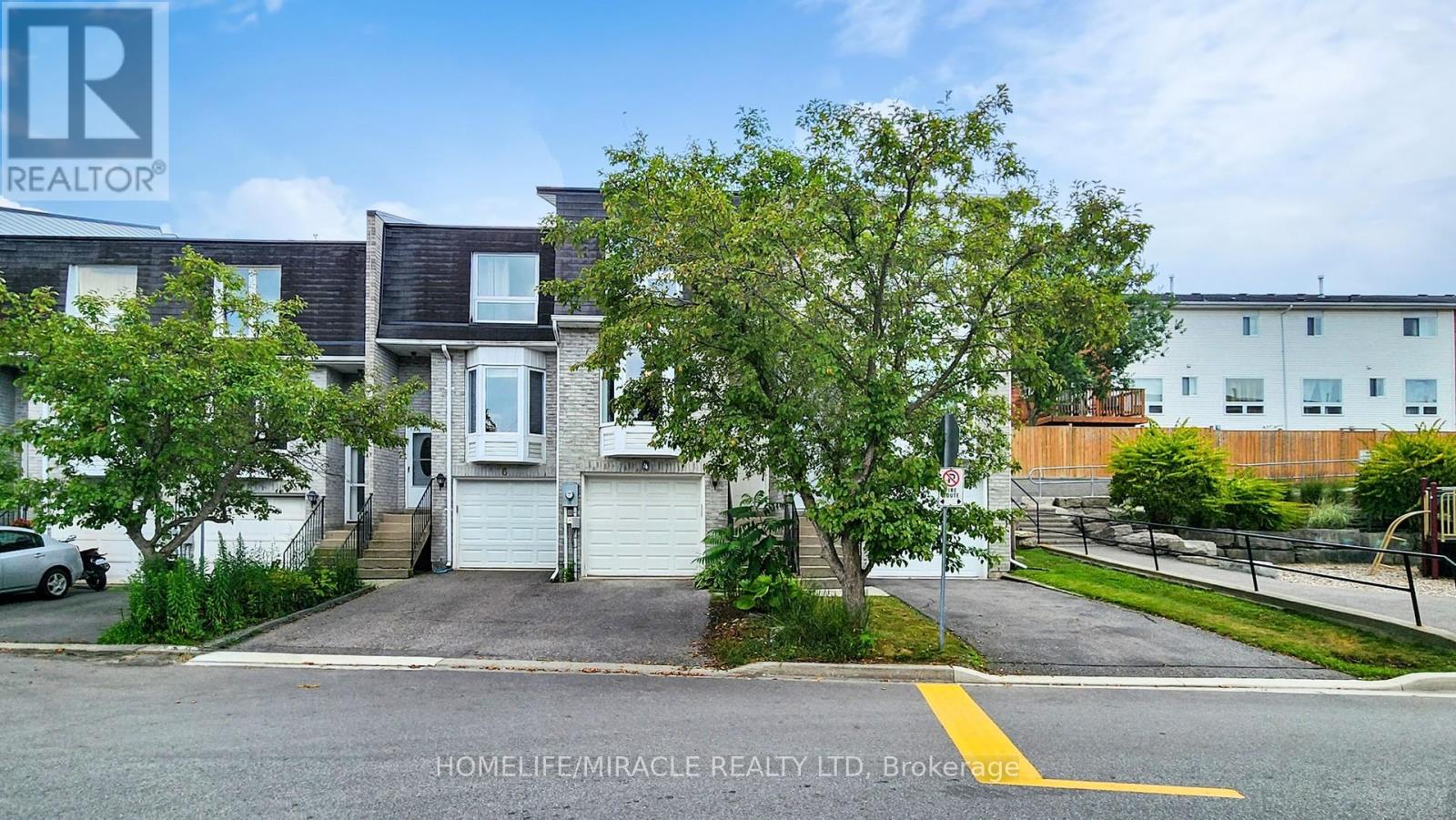 Property at 4 WILLIAM CURTIS CIRCLE image 1