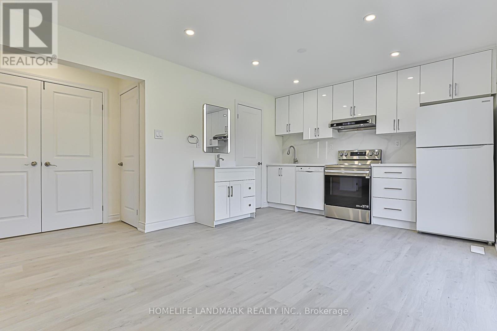 612 Van Horne Avenue, Toronto, Ontario  M2J 2V4 - Photo 26 - C12281867