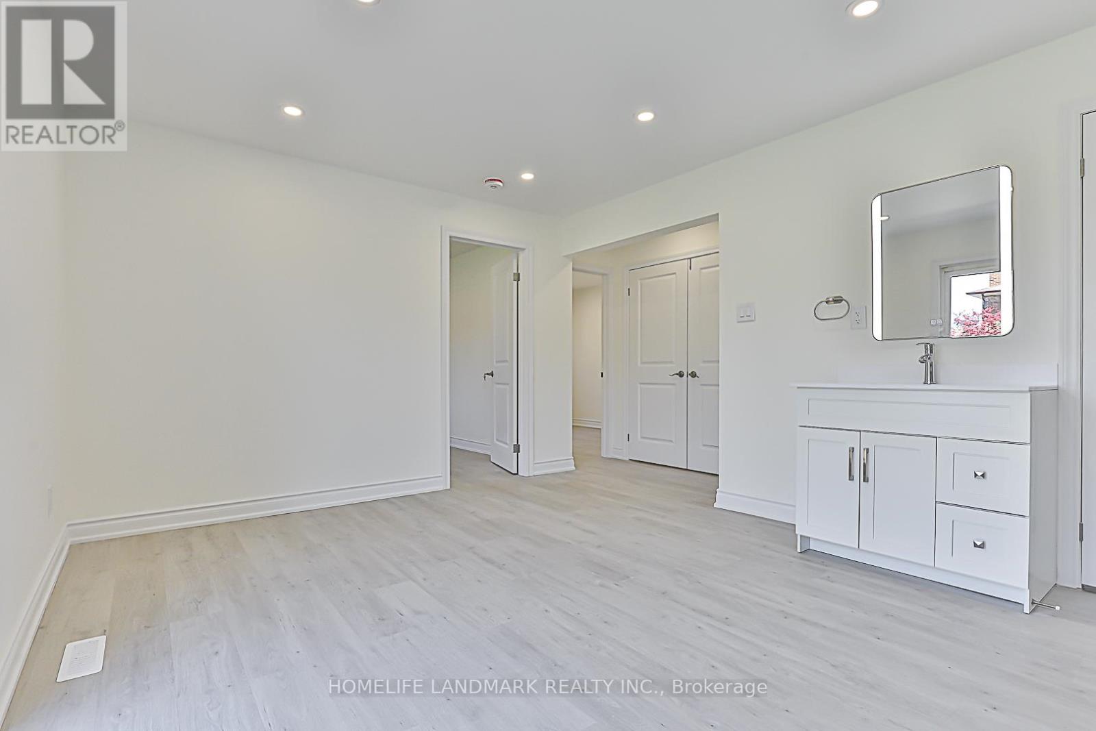 612 Van Horne Avenue, Toronto, Ontario  M2J 2V4 - Photo 29 - C12281867