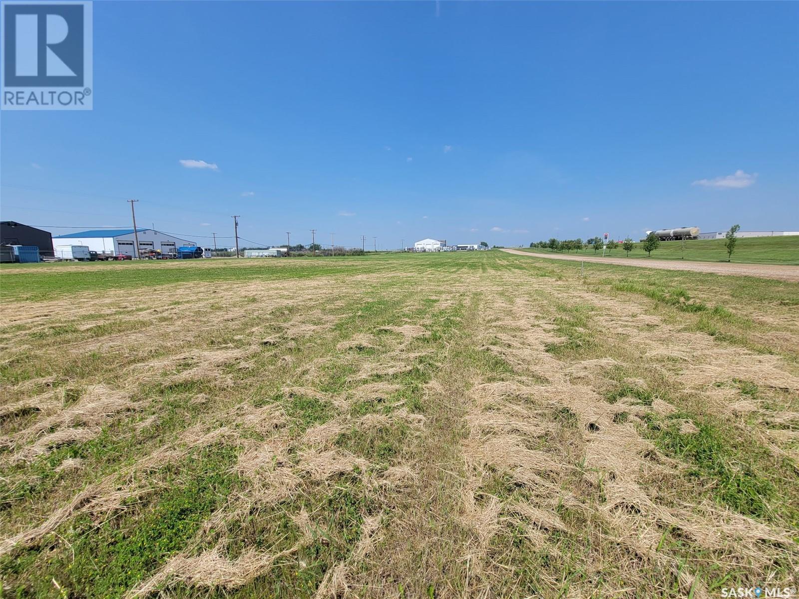 5504/5506/5508 46th Street, Macklin, Saskatchewan  S0L 2C0 - Photo 3 - SK012488