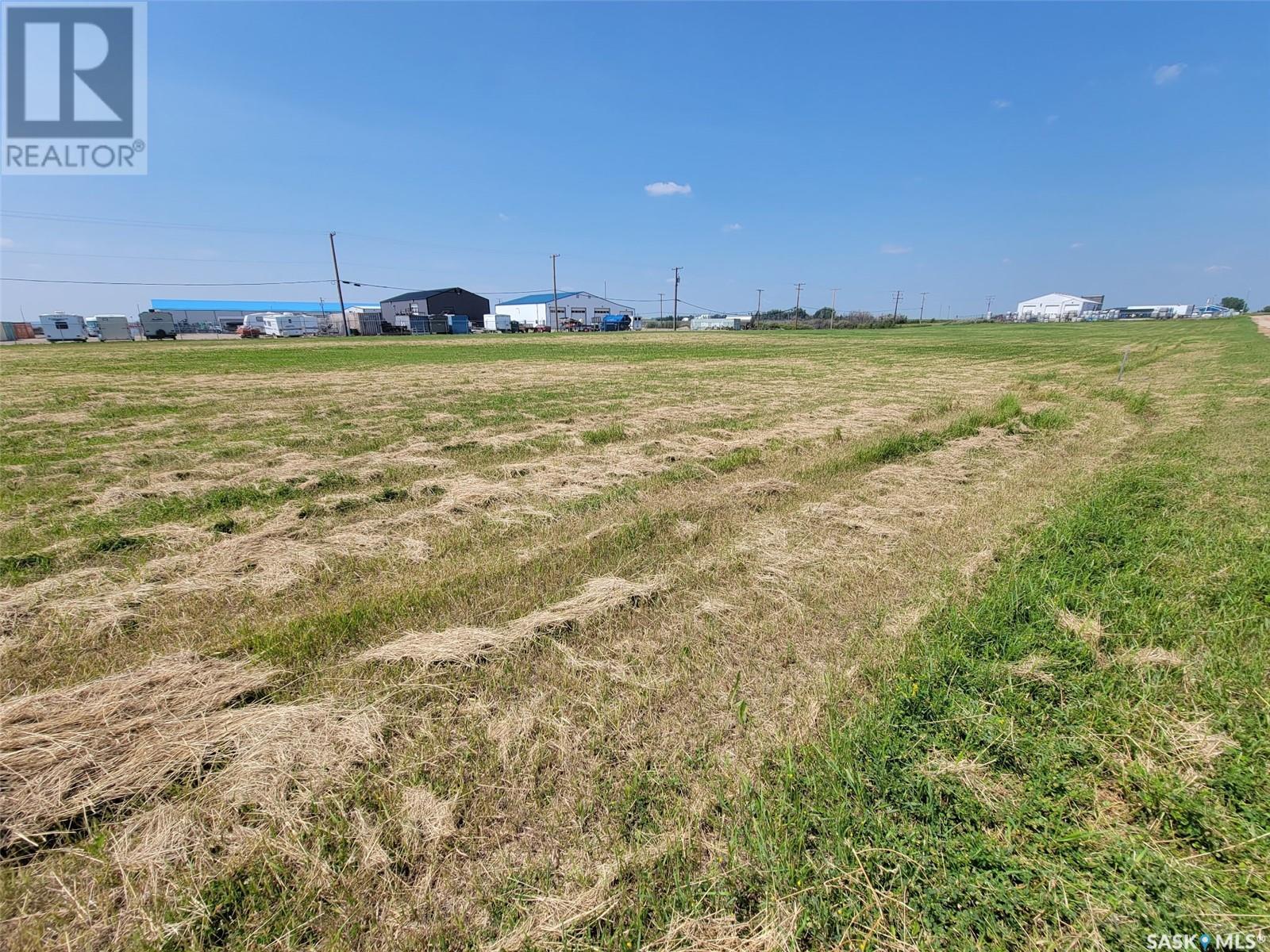 5504/5506/5508 46th Street, Macklin, Saskatchewan  S0L 2C0 - Photo 4 - SK012488