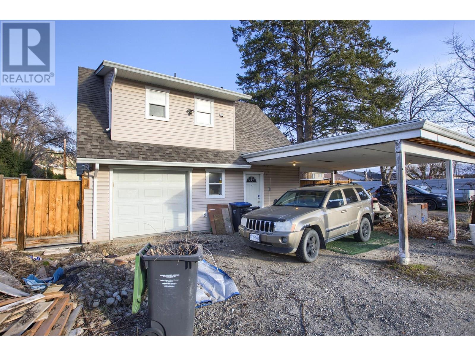Property at 842 Walrod Street image 3