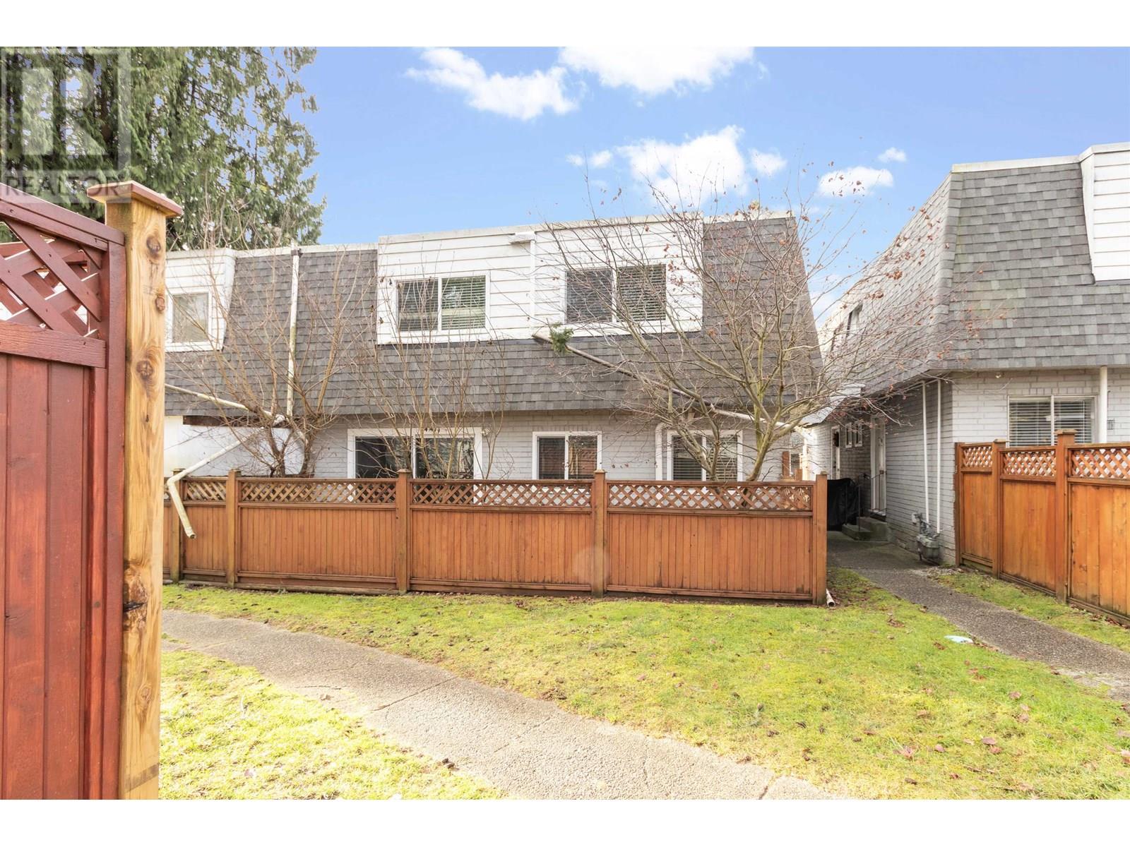 Property at 23 21555 DEWDNEY TRUNK ROAD image 2